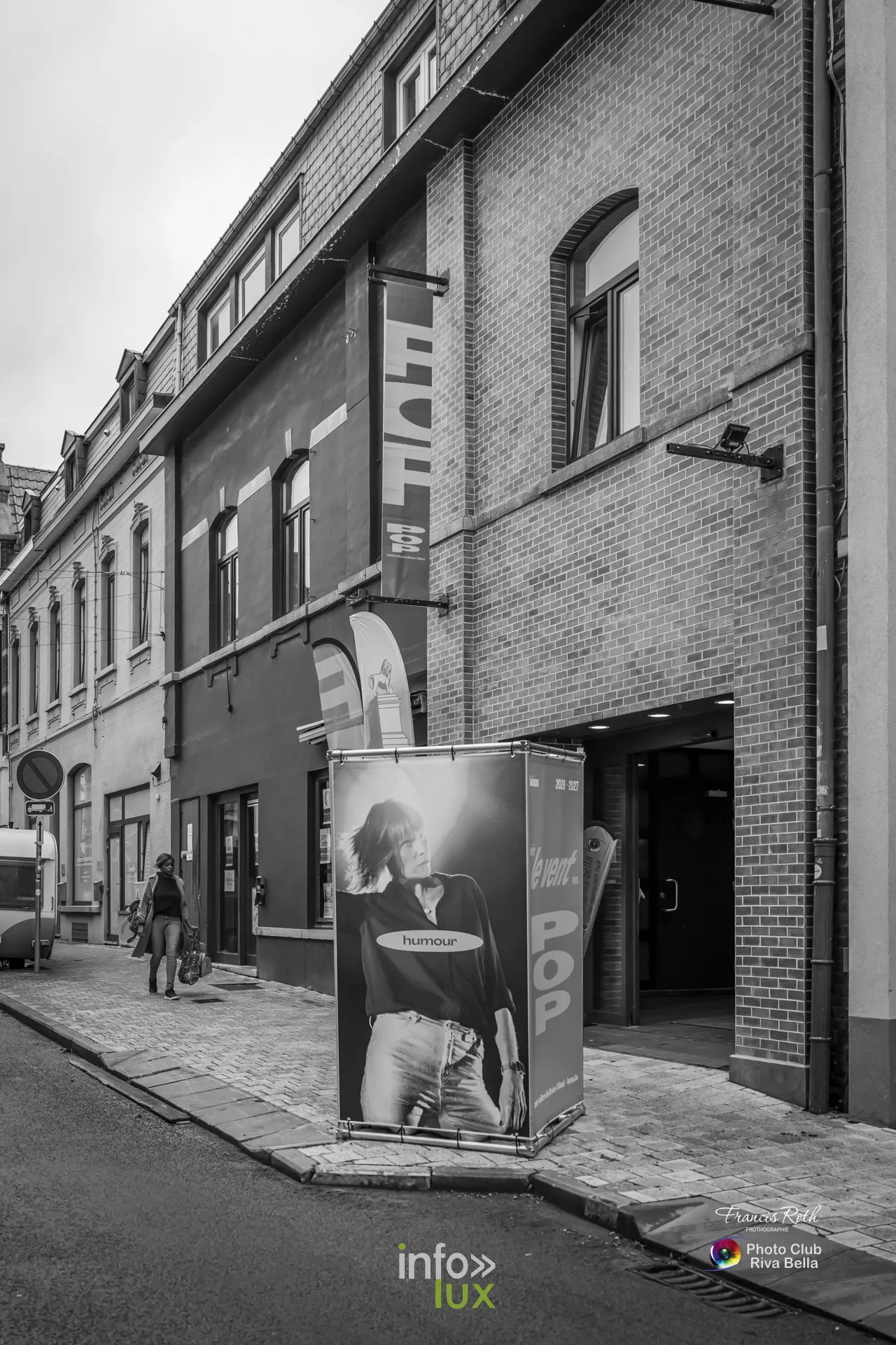 Facade du POP, Centre culturel de Braine-l’Alleud, avec l’affiche de la saison, le 4 septembre 2026