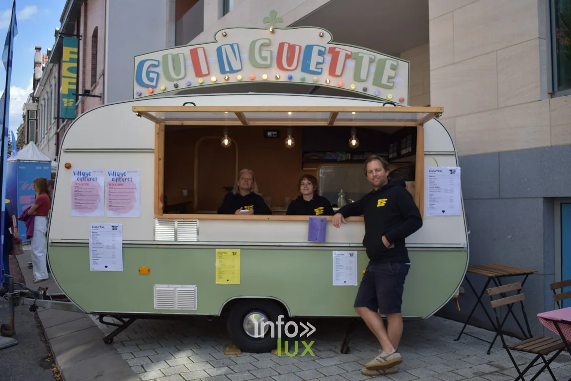 Une caravane vintage transformée en guinguette