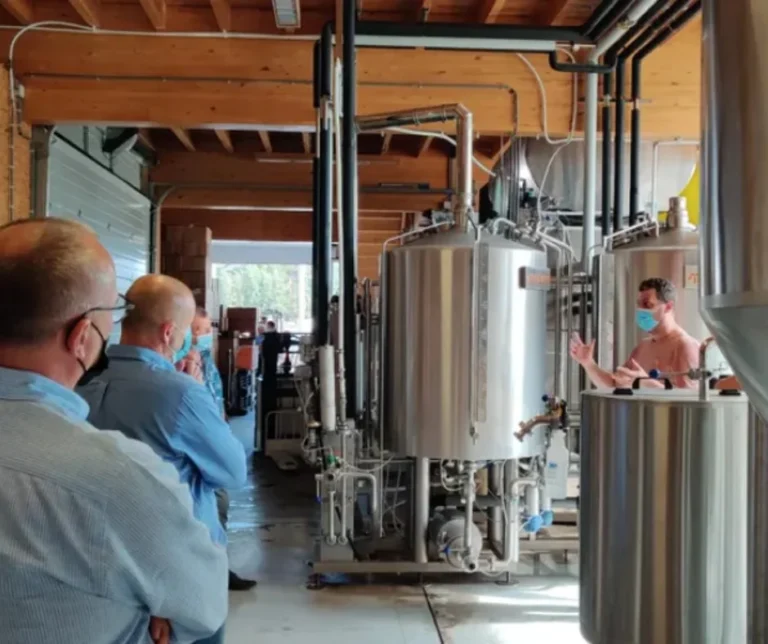 Brasserie de la Couronne à Leval-Trahegnies (Hainaut)