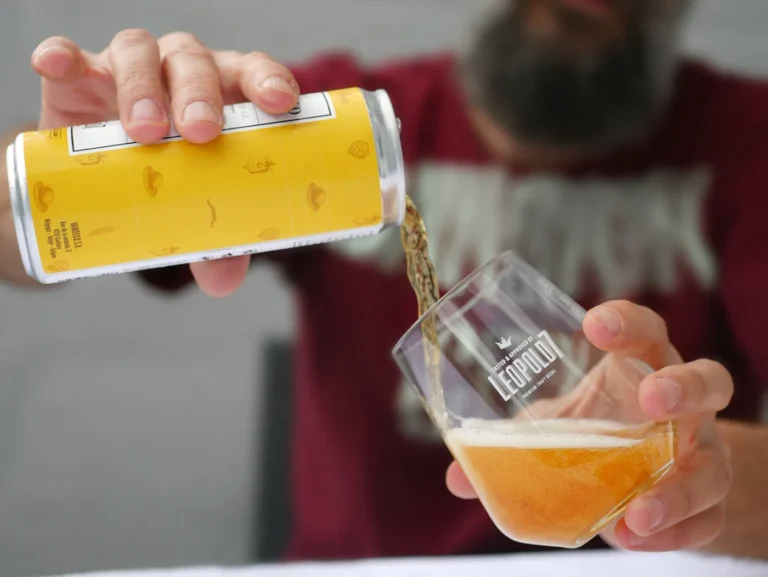Brasserie Léopold 7 à Couthuin : la bière neutre en énergie du château-ferme de Marsinne