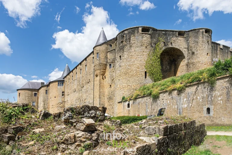 Château fort de Sedan : visite en photos du plus grand château fort d’Europe et de la ville au bord de la Meuse