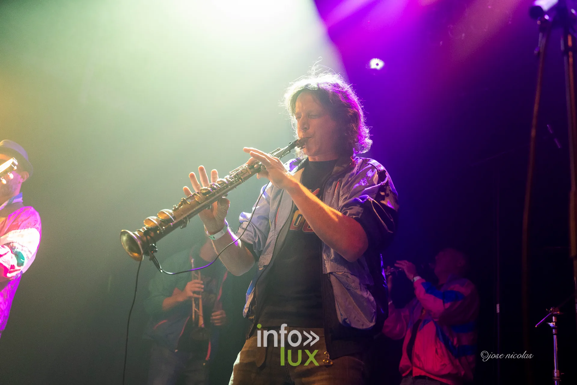 Une musicienne de SKA 2000 au saxophone soprano, L’Entrepôt d’Arlon, 25 septembre 2026