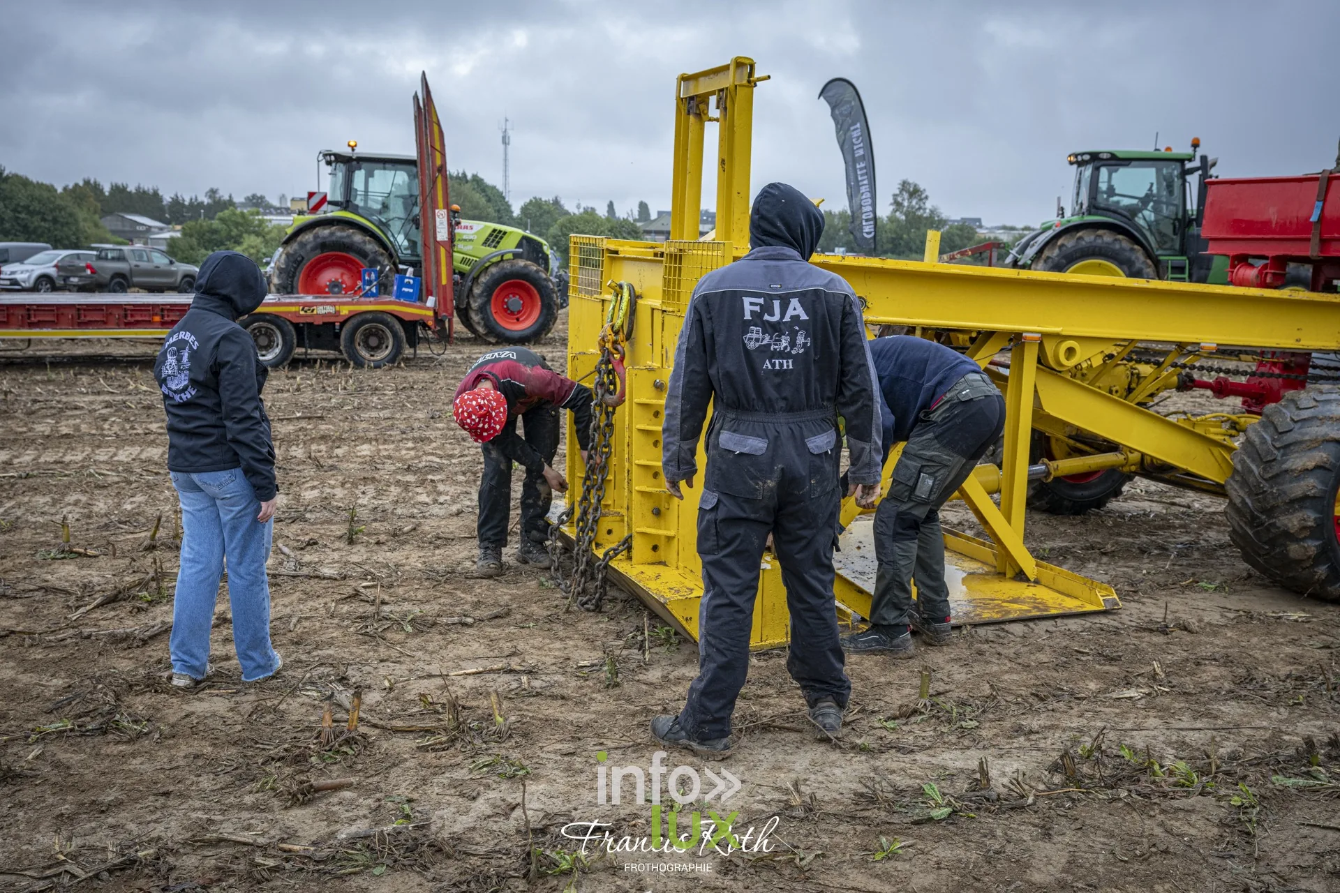 Concours de traction FJA WPJ 2026 à Thorembais-Saint-Trond (Perwez) — La pesée et les premiers passages, sous un ciel chargé