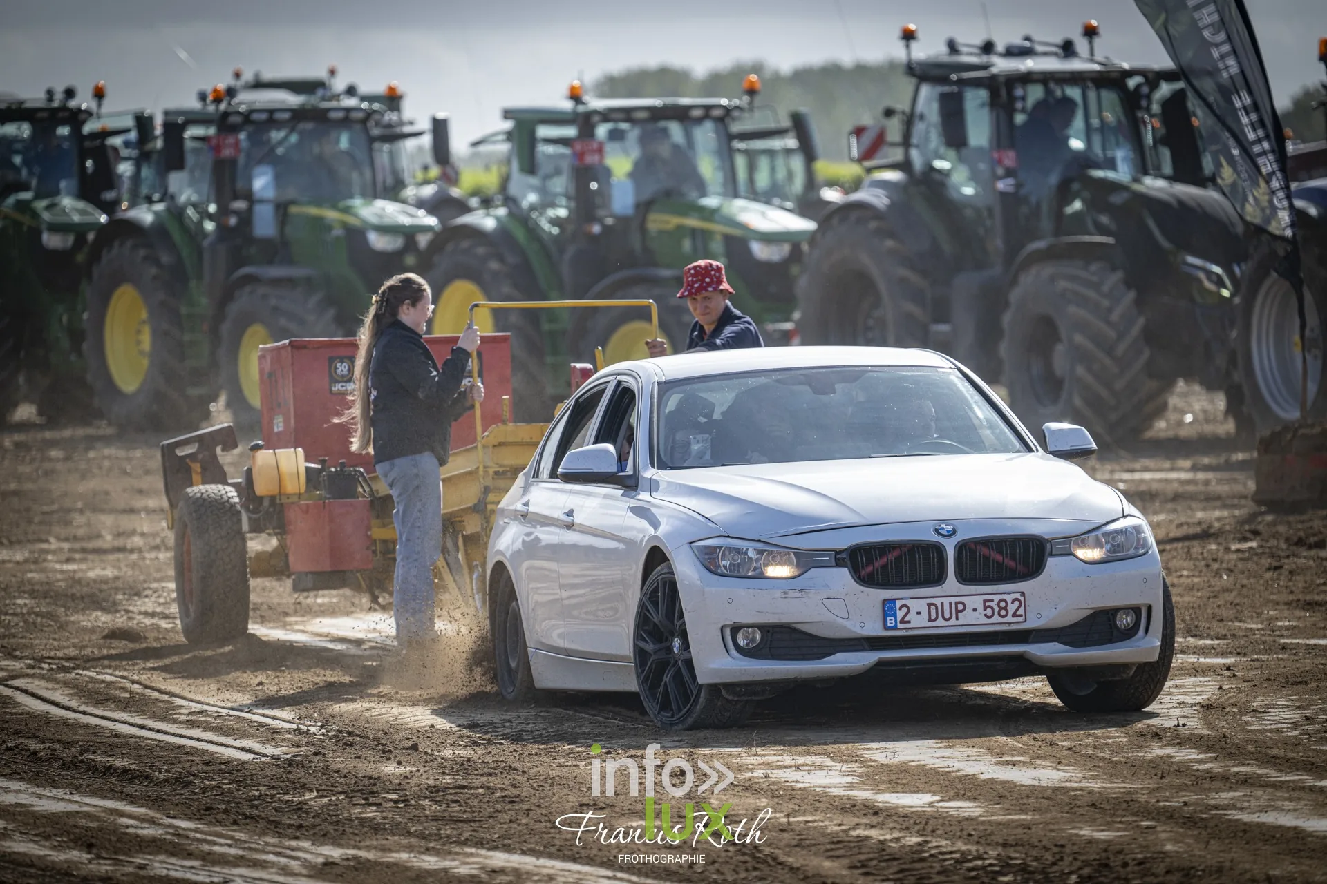 Concours de traction FJA WPJ 2026 à Thorembais-Saint-Trond (Perwez) — Pick-up, 4×4 et voitures s’essaient aussi au tirage