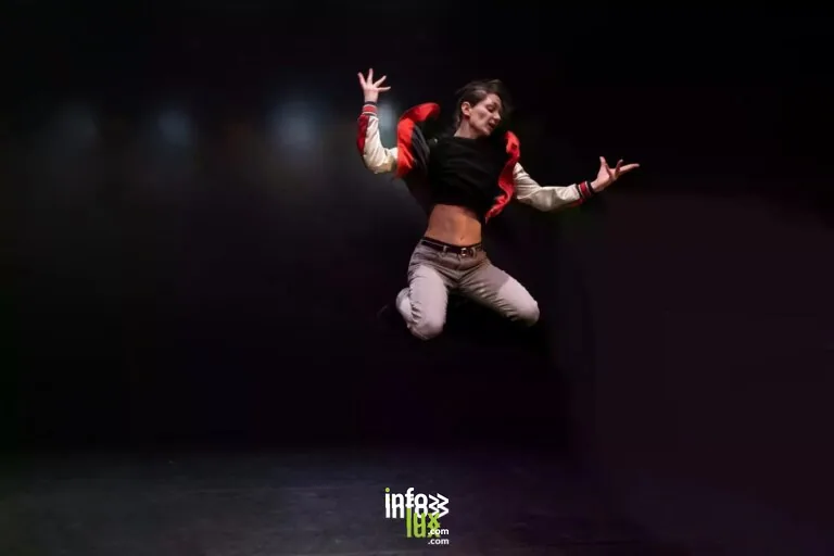 Wanze > Spectacle > DESCENDRE : danse