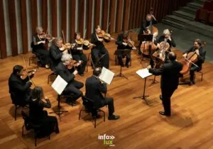 Durbuyssimo: Orchestre Royal de Chambre de Wallonie — Durbuy Durbuyssimo: Orchestre Royal de Chambre de Wallonie — Durbuy