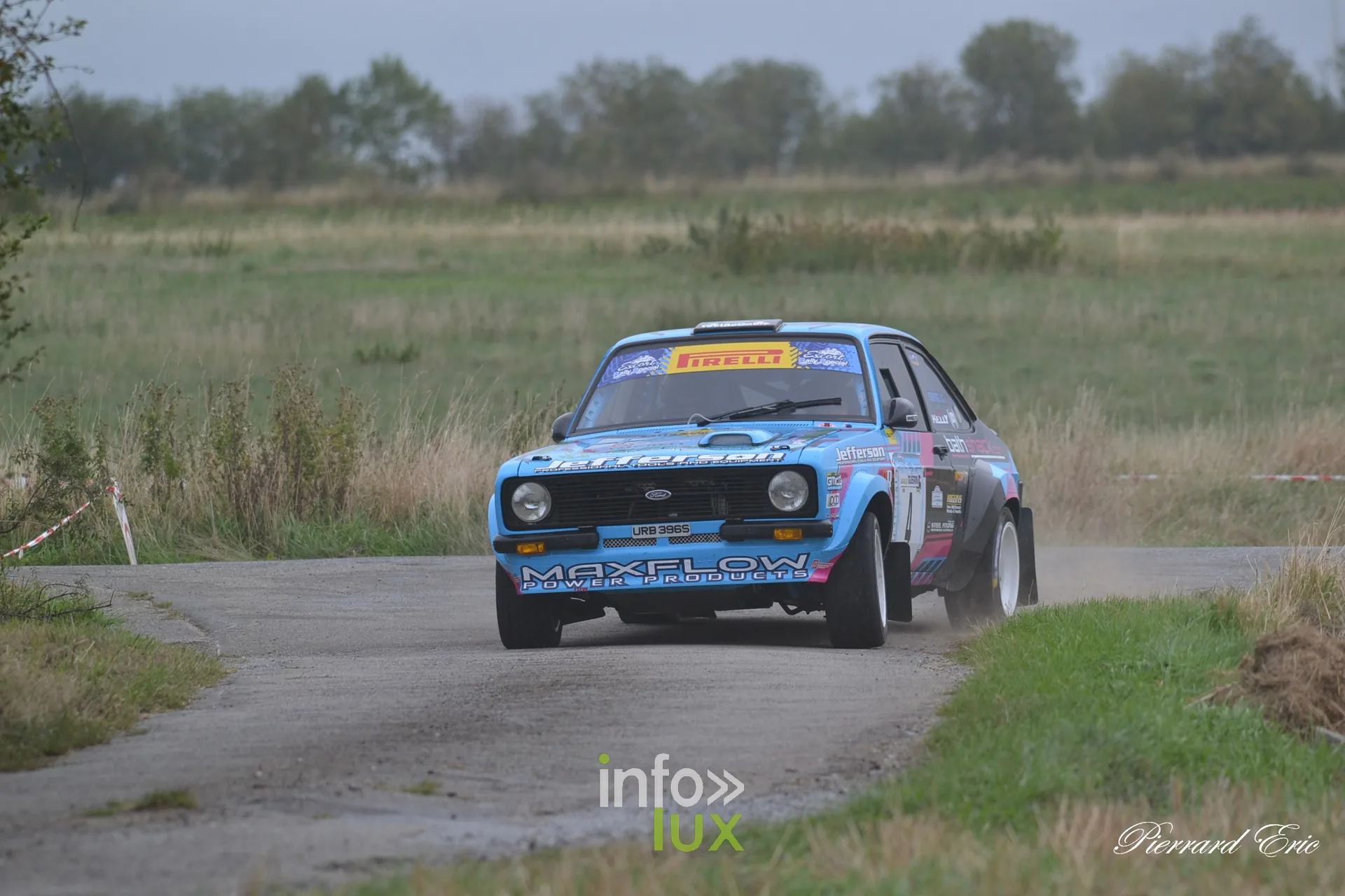 Ford Escort MkII bleu clair Baby Blue de Frank Kelly et Sean Kelly en speciale