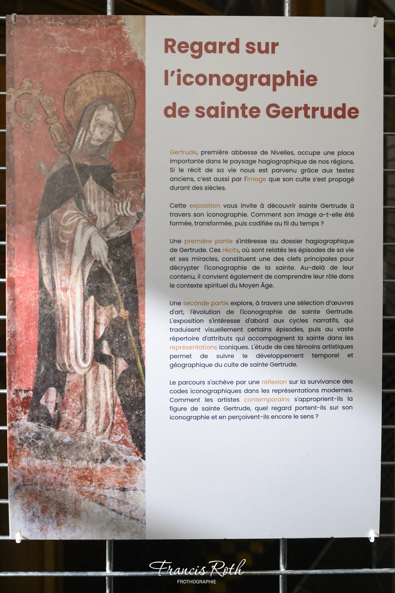 Panneau d'entrée de l'exposition Regard sur l'iconographie de sainte Gertrude
