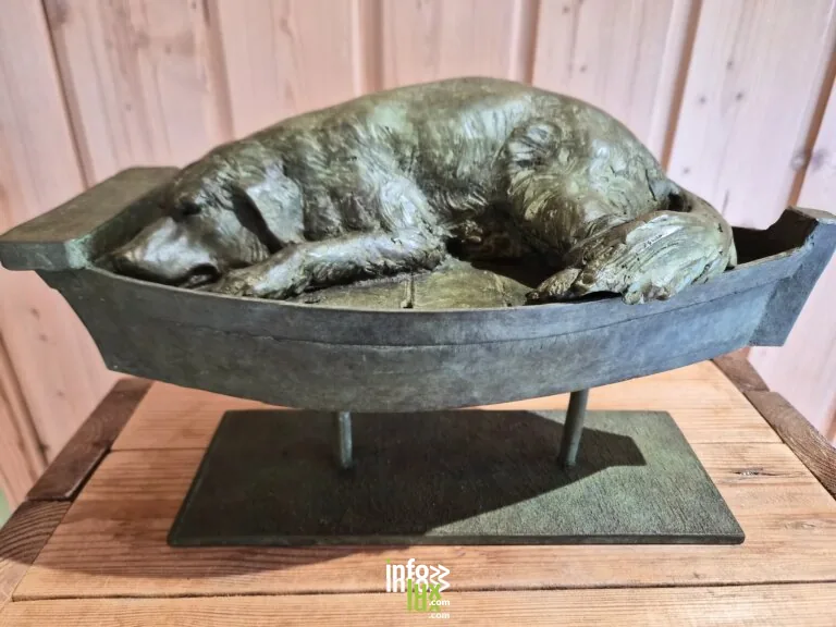 Nogent-sur-Seine > Exposition > Exposition de Julia Levitina sur le bateau-lavoir