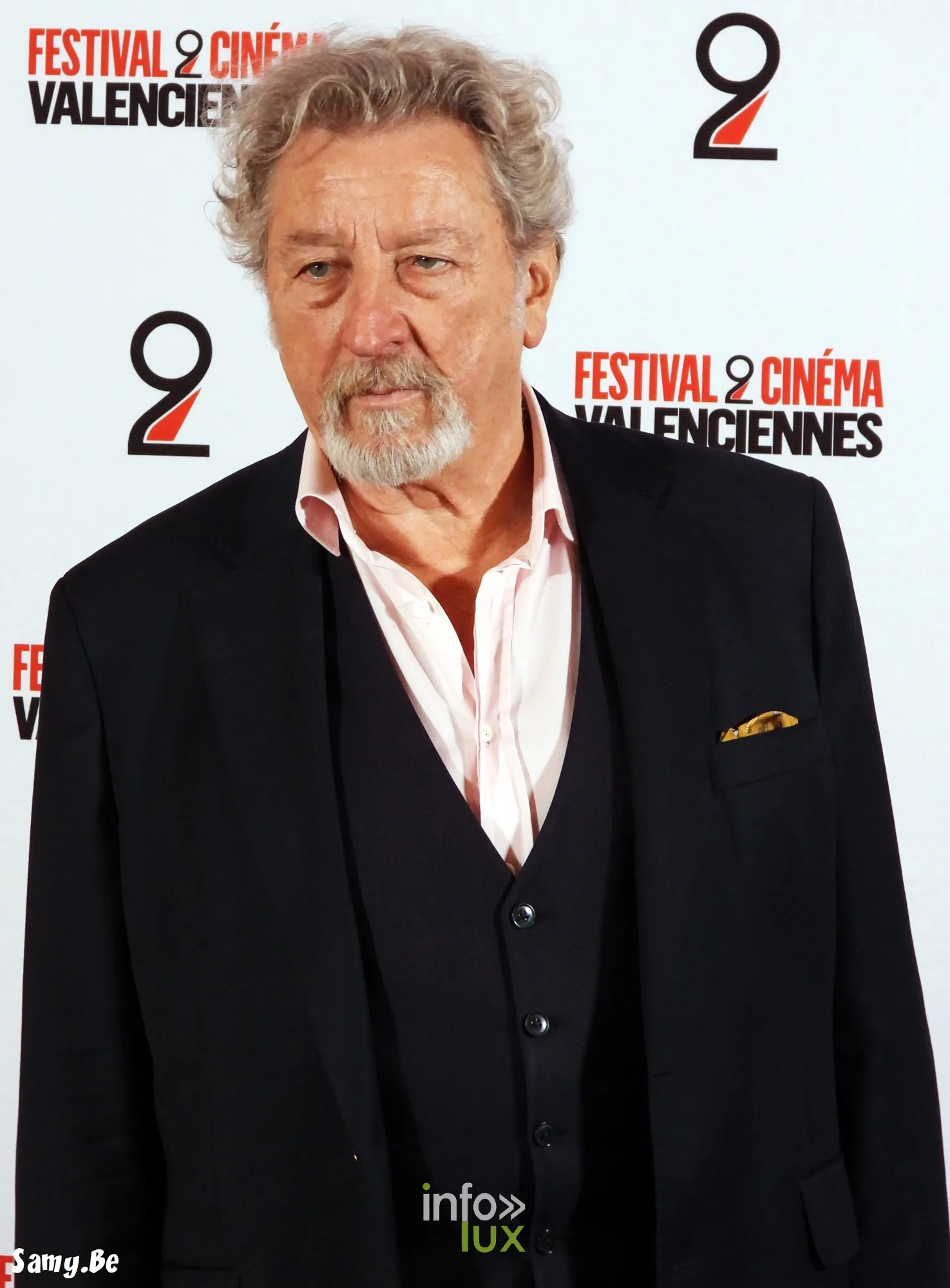 Portrait de Robert Guédiguian au photocall
