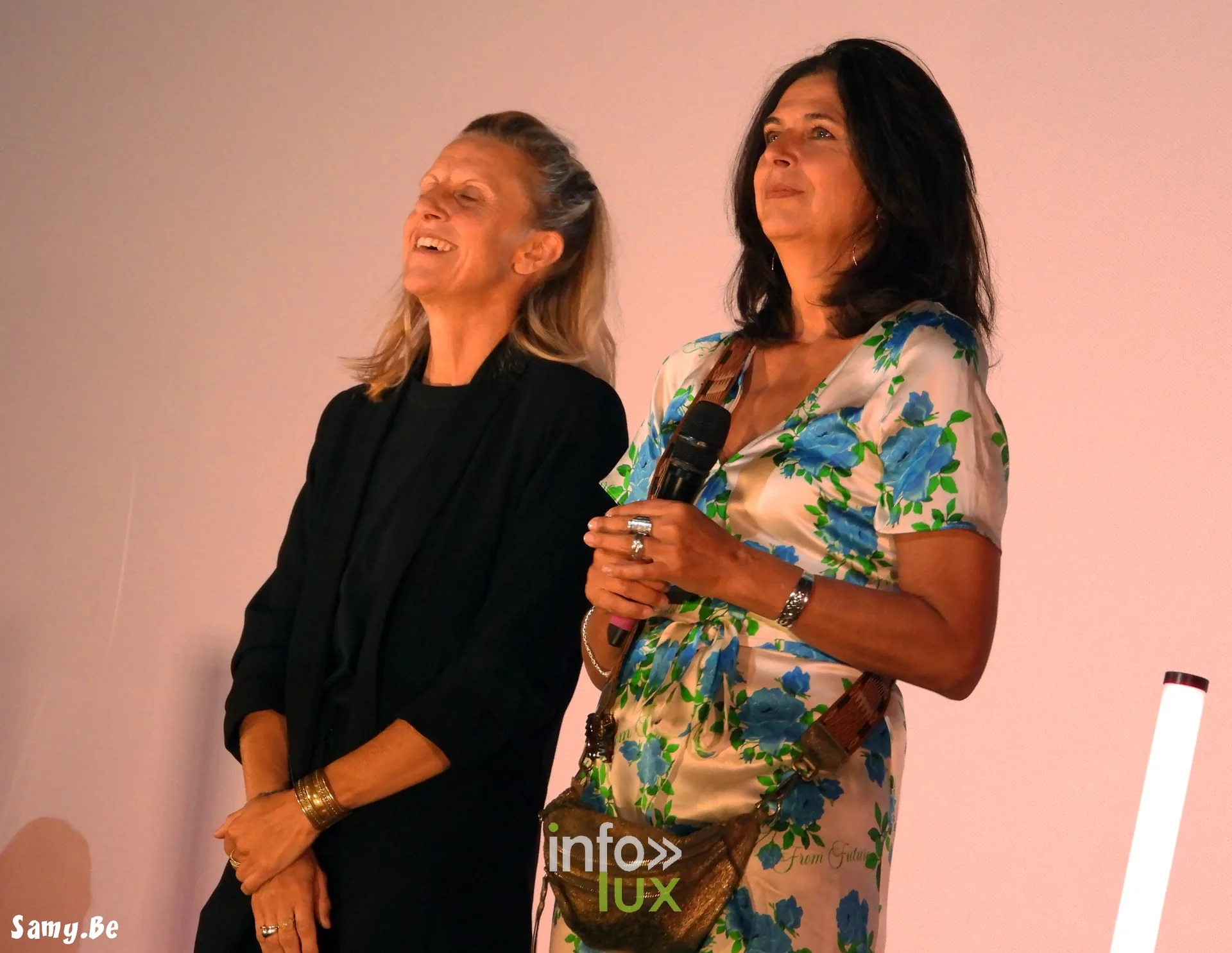 Elsa Amiel et Hélène Milano sur scène