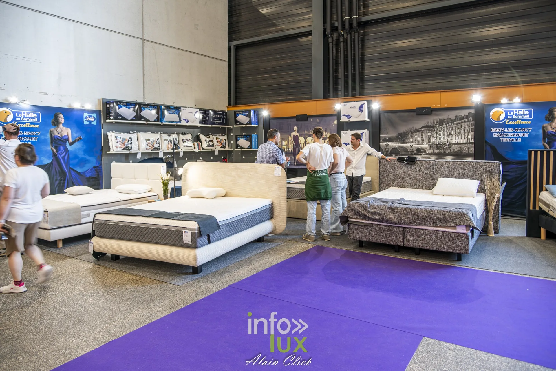 Stand de literie dans un hall, Foire internationale de Metz 2026