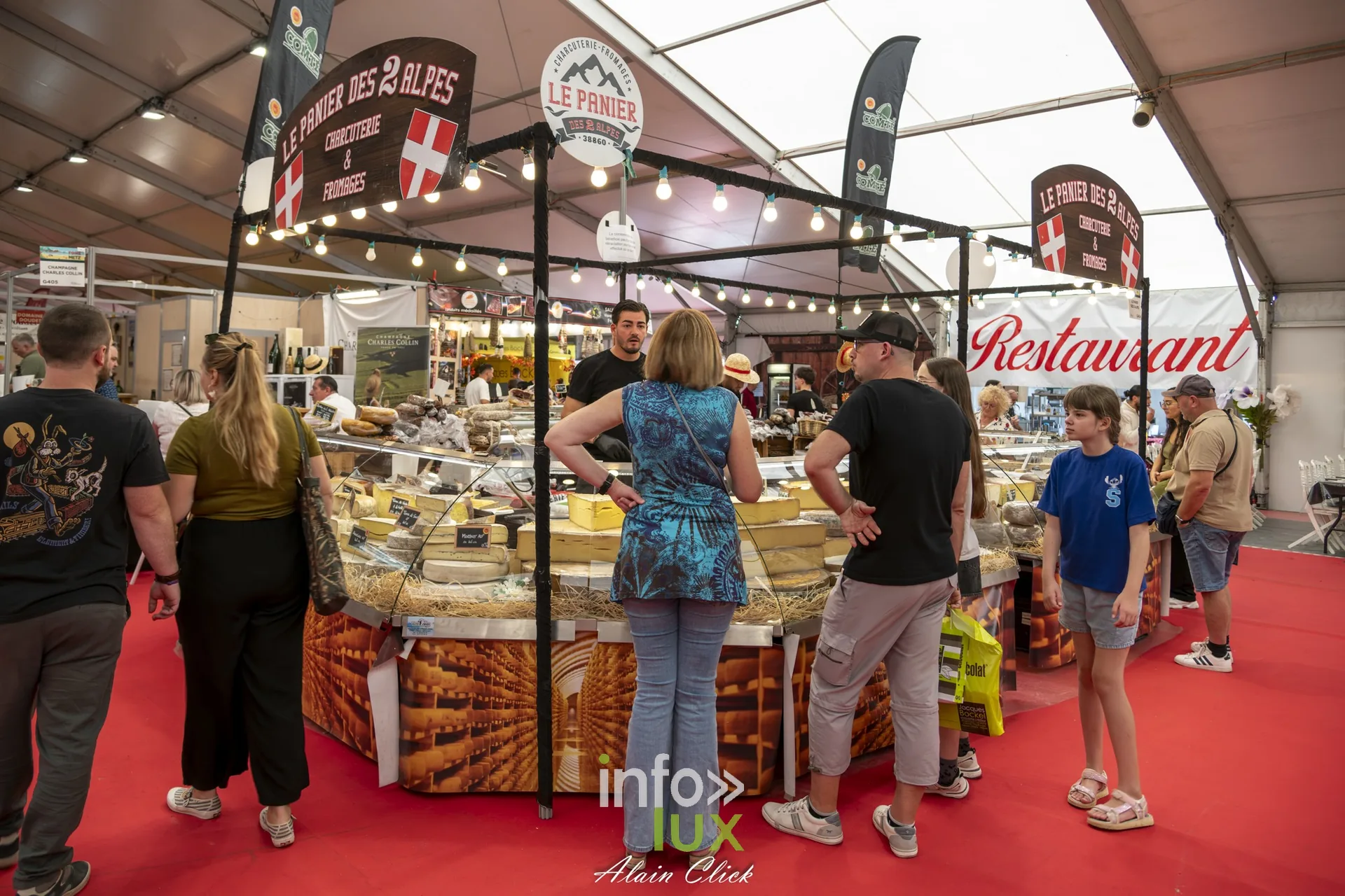 Stand de produits gastronomiques sous le chapiteau des saveurs, Foire internationale de Metz 2026