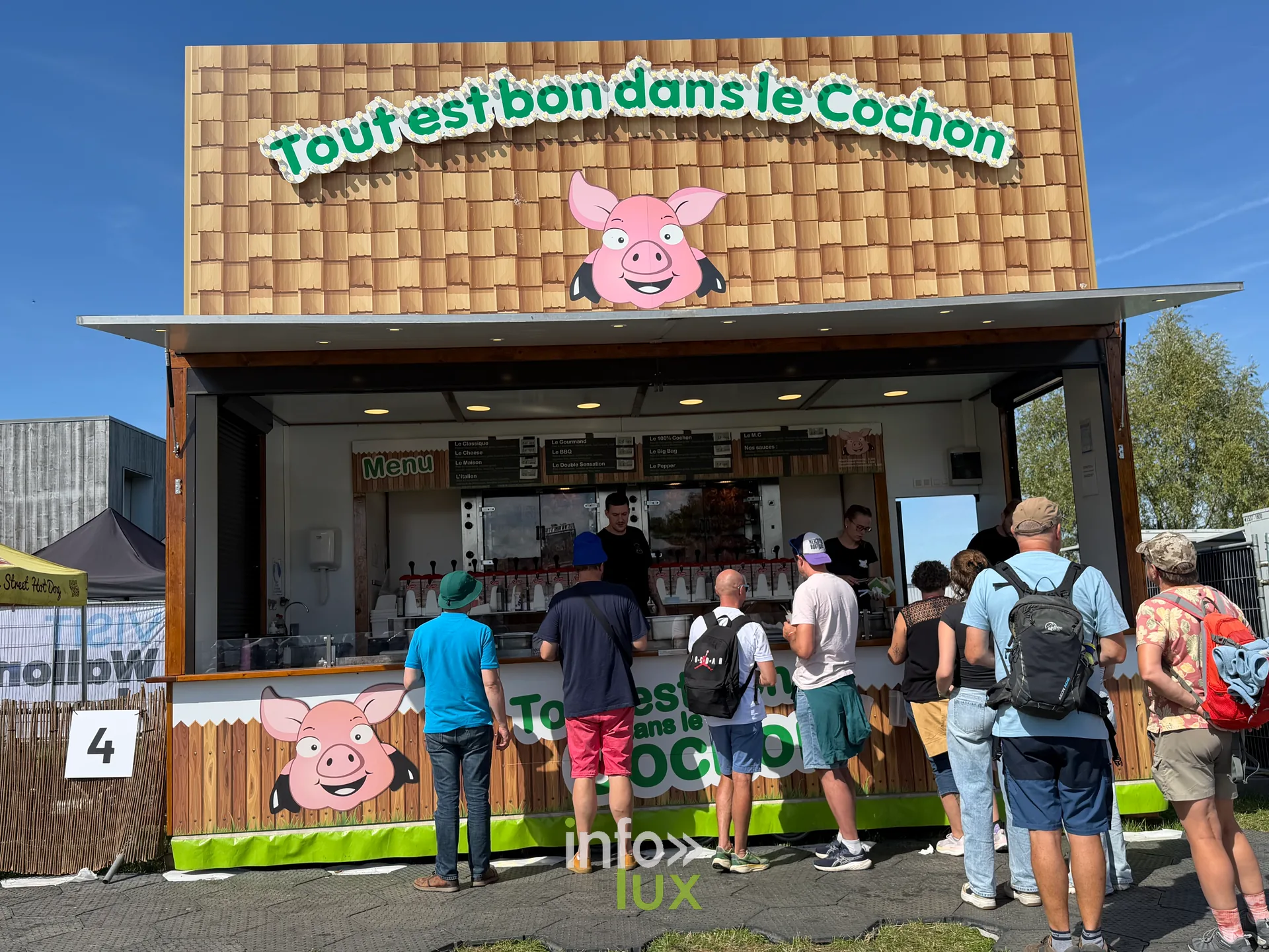 Le stand de restauration « Tout est bon dans le Cochon »