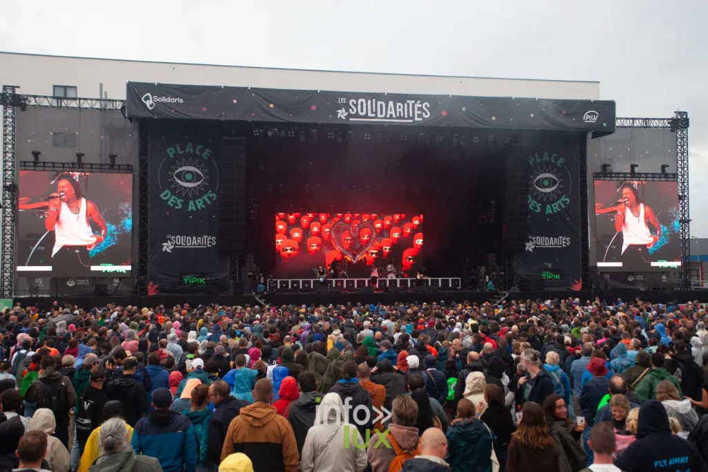 Les Solidarités 2026 à Namur : Faithless, OMD et Skip The Use embrasent la première journée (photos)