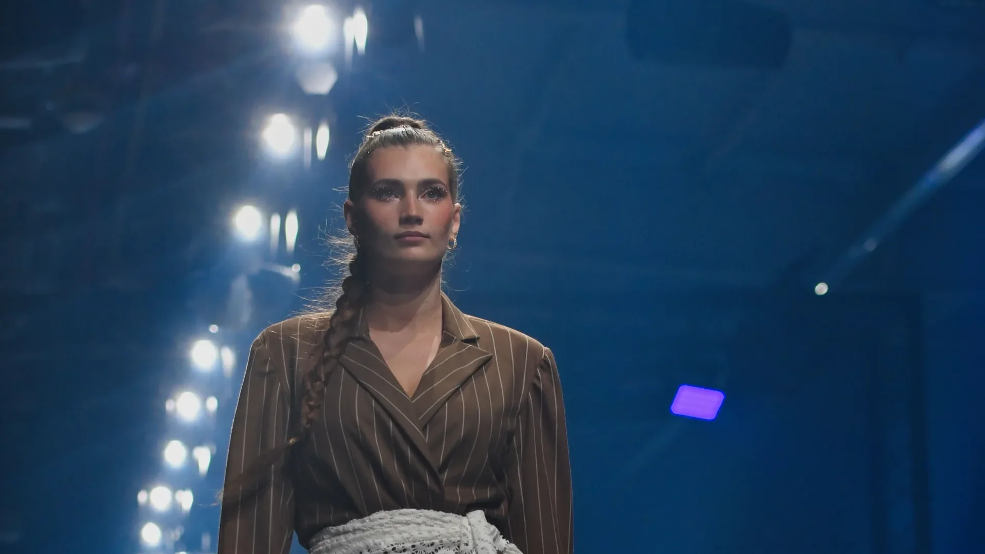 Violette Briel à la Lux Fashion Week 2026 d’Arlon : « L’Héritage » en photos