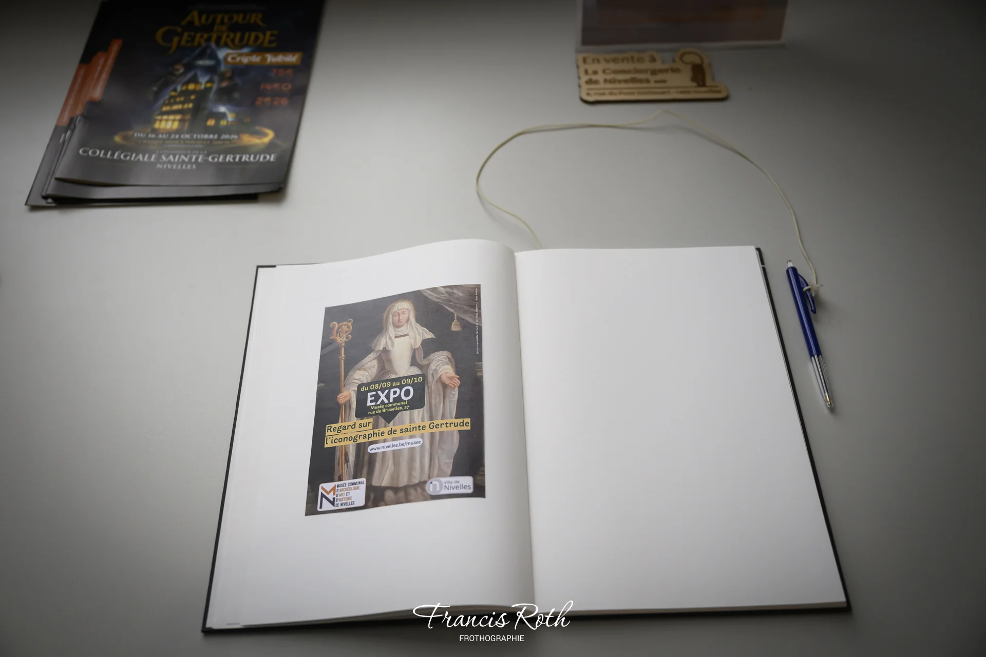 Musée communal de Nivelles, exposition « Regard sur l'iconographie de sainte Gertrude » (FR8_6959)