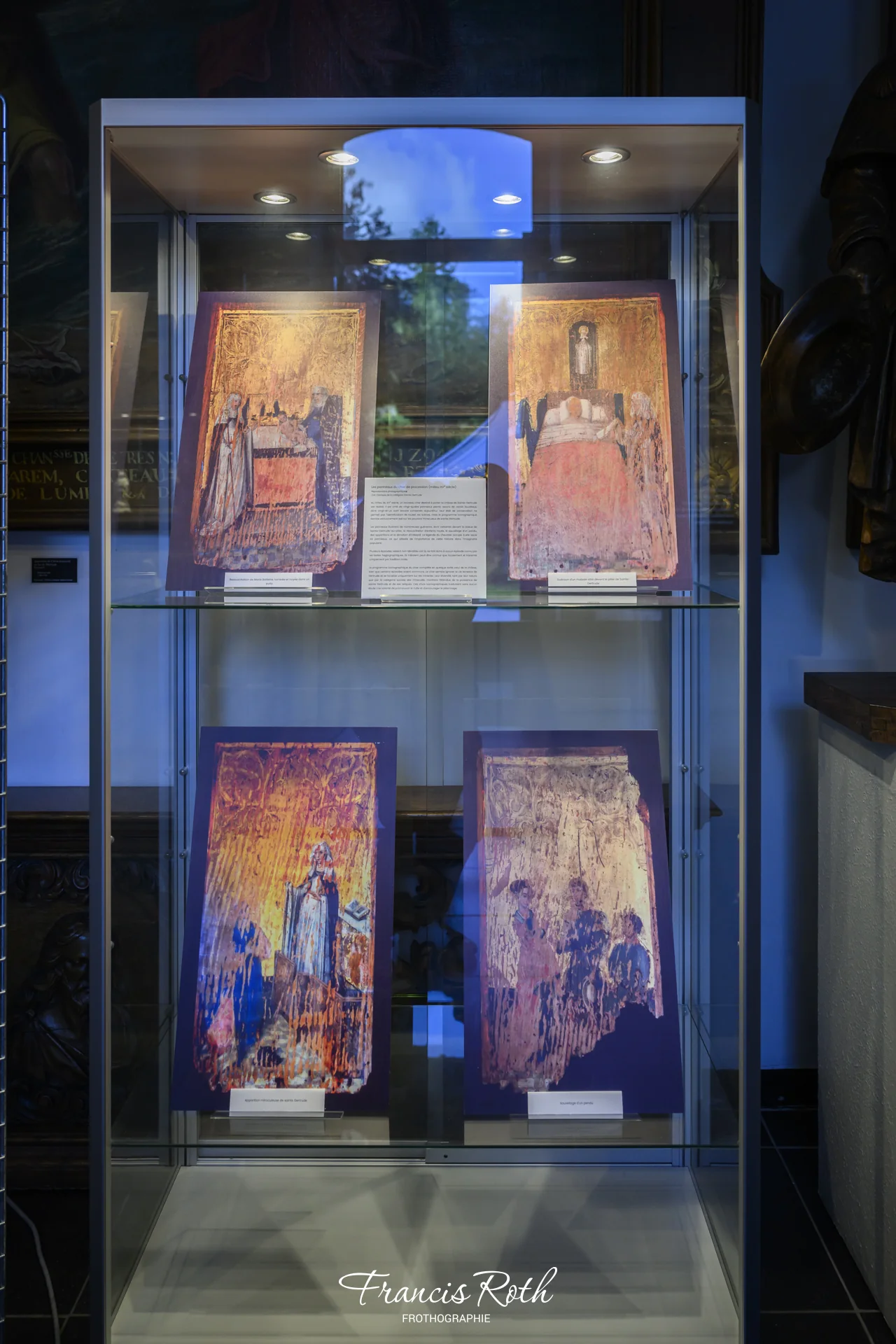 Musée communal de Nivelles, exposition « Regard sur l'iconographie de sainte Gertrude » (FR8_6968)