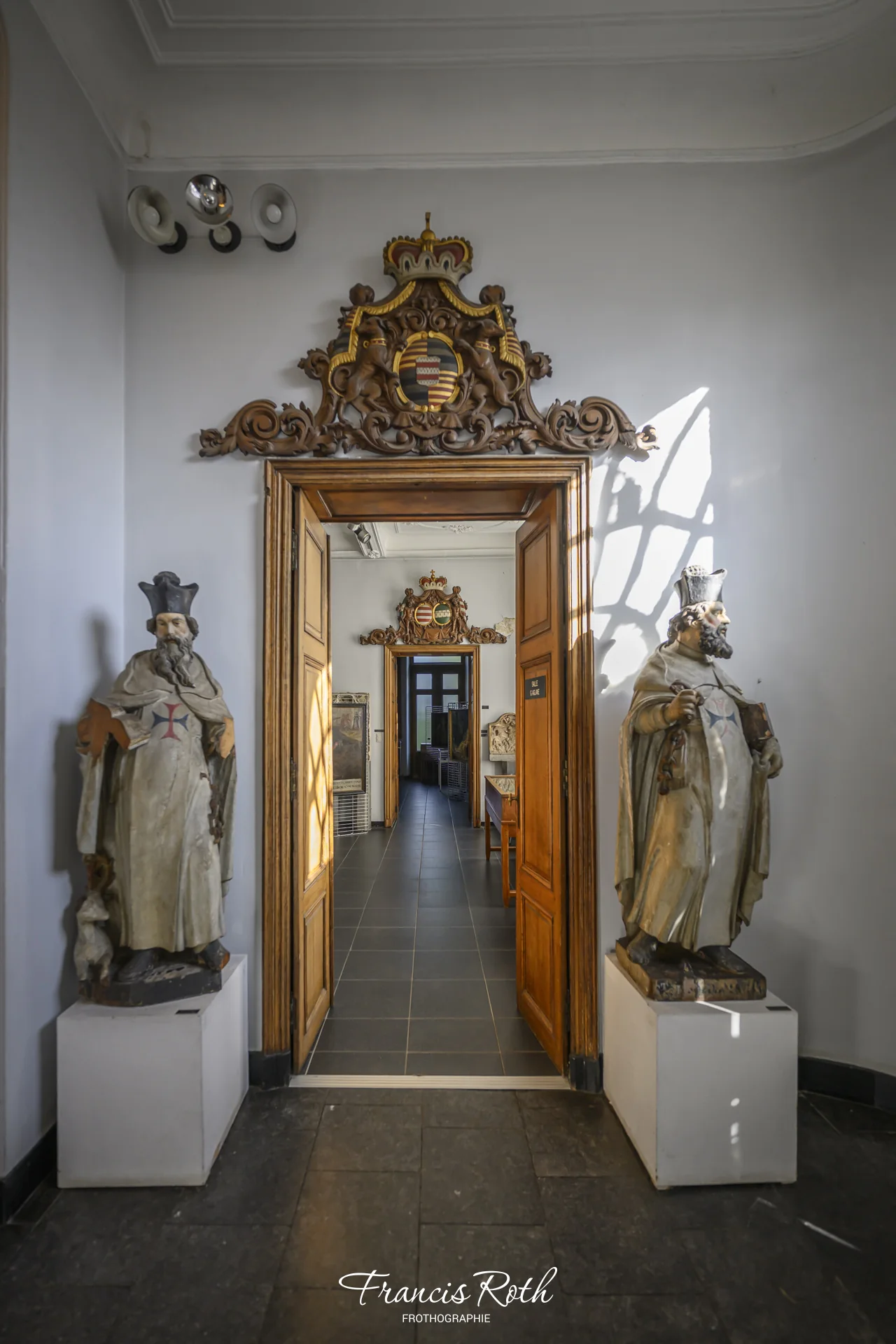 Musée communal de Nivelles, exposition « Regard sur l'iconographie de sainte Gertrude » (FZ8_5962)