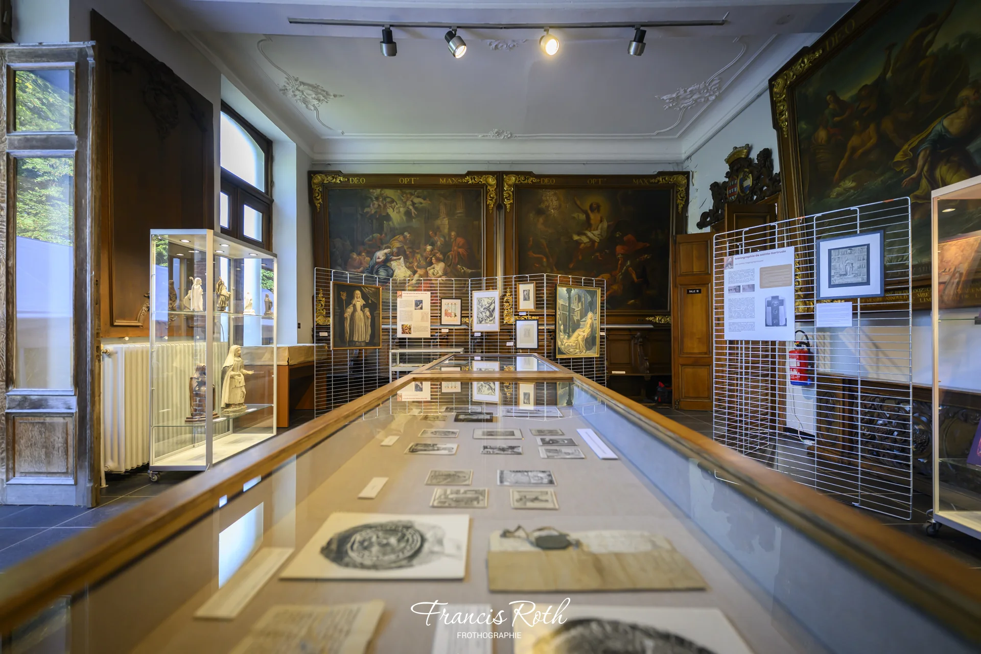 Musée communal de Nivelles, exposition « Regard sur l'iconographie de sainte Gertrude » (FZ8_5970)