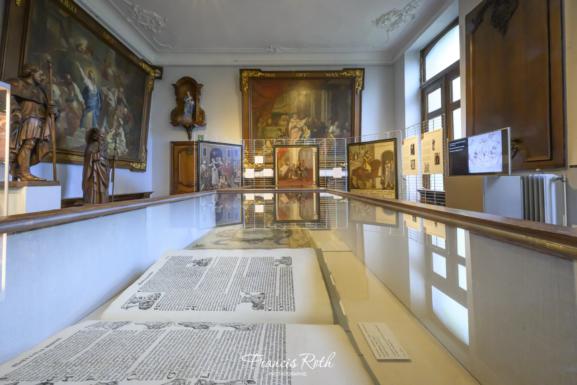 Musée communal de Nivelles, exposition « Regard sur l'iconographie de sainte Gertrude » (FZ8_5979)