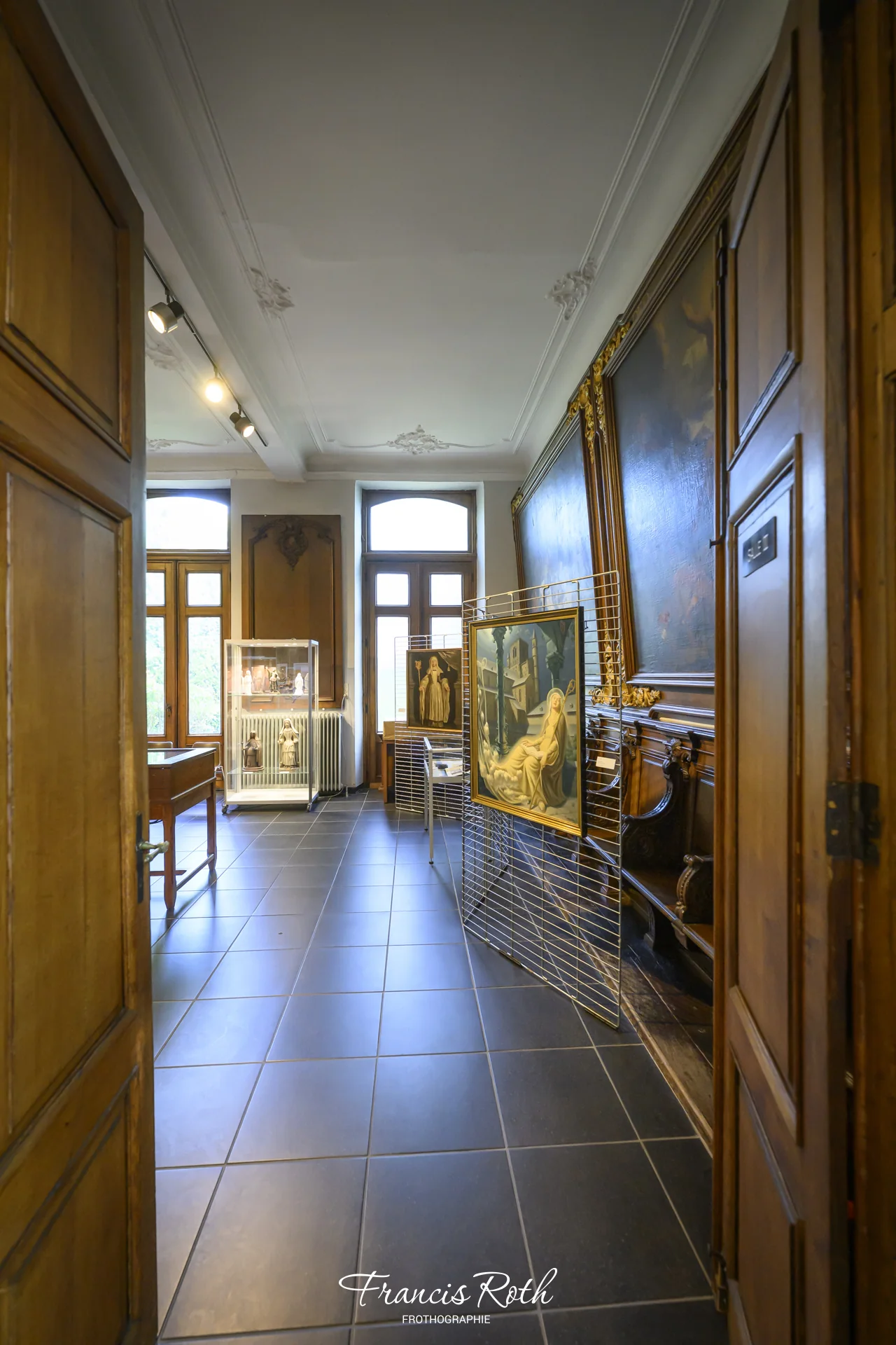 Musée communal de Nivelles, exposition « Regard sur l'iconographie de sainte Gertrude » (FZ8_5983)