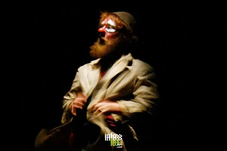 Marchin > Spectacle > Par le Boudou
