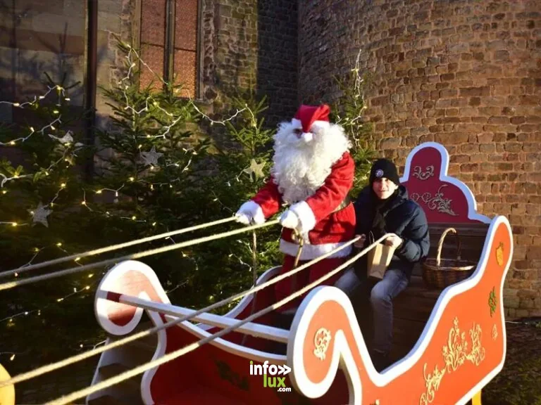 Surbourg > Saint-Nicolas > Passage du père Noël