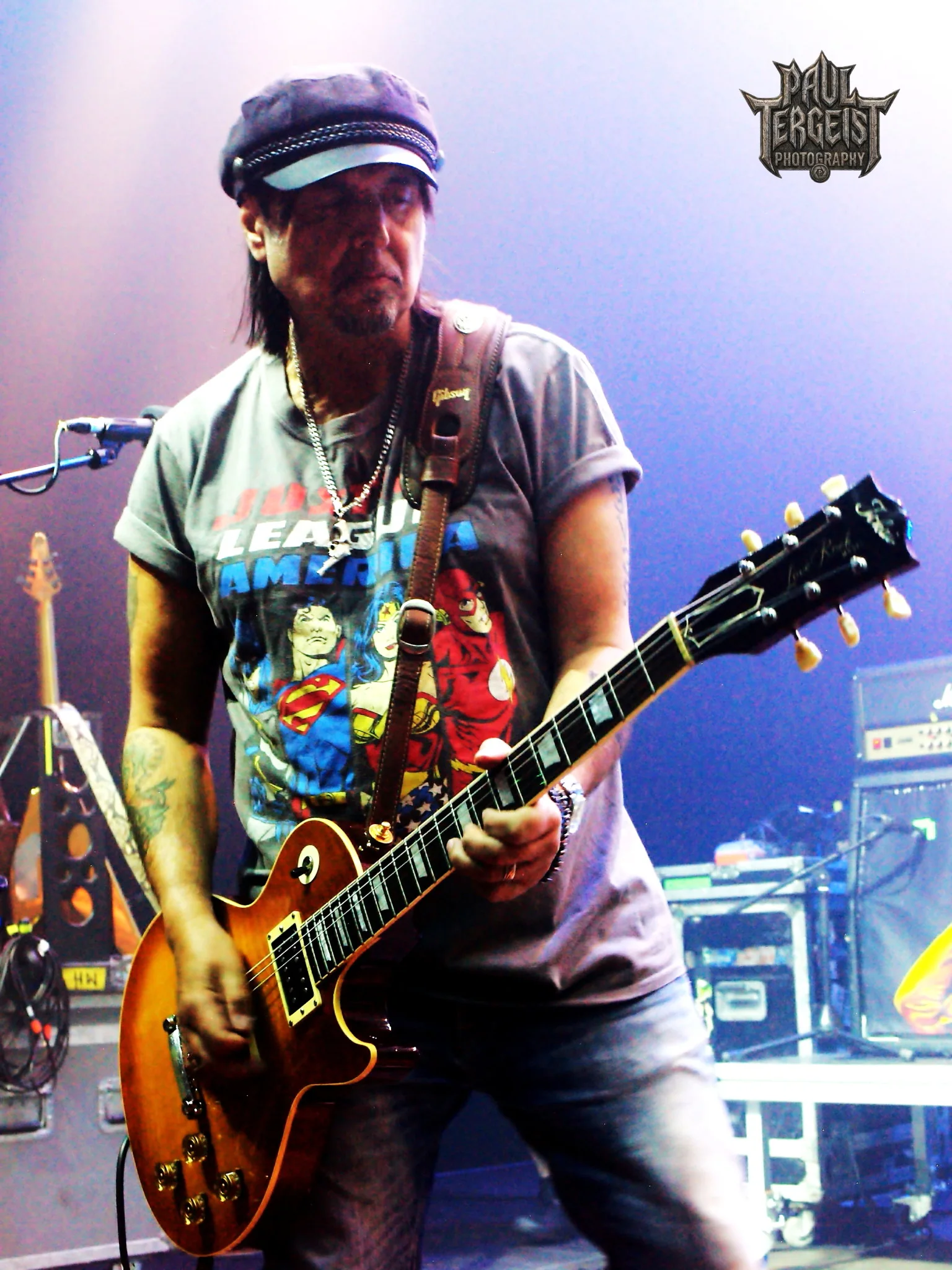 Phil Campbell guitariste de Motorhead avec sa Les Paul au Golden Age Rock Festival 2019