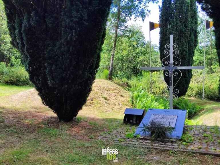 La pierre commémorative du Parc Lambin à Houffalize