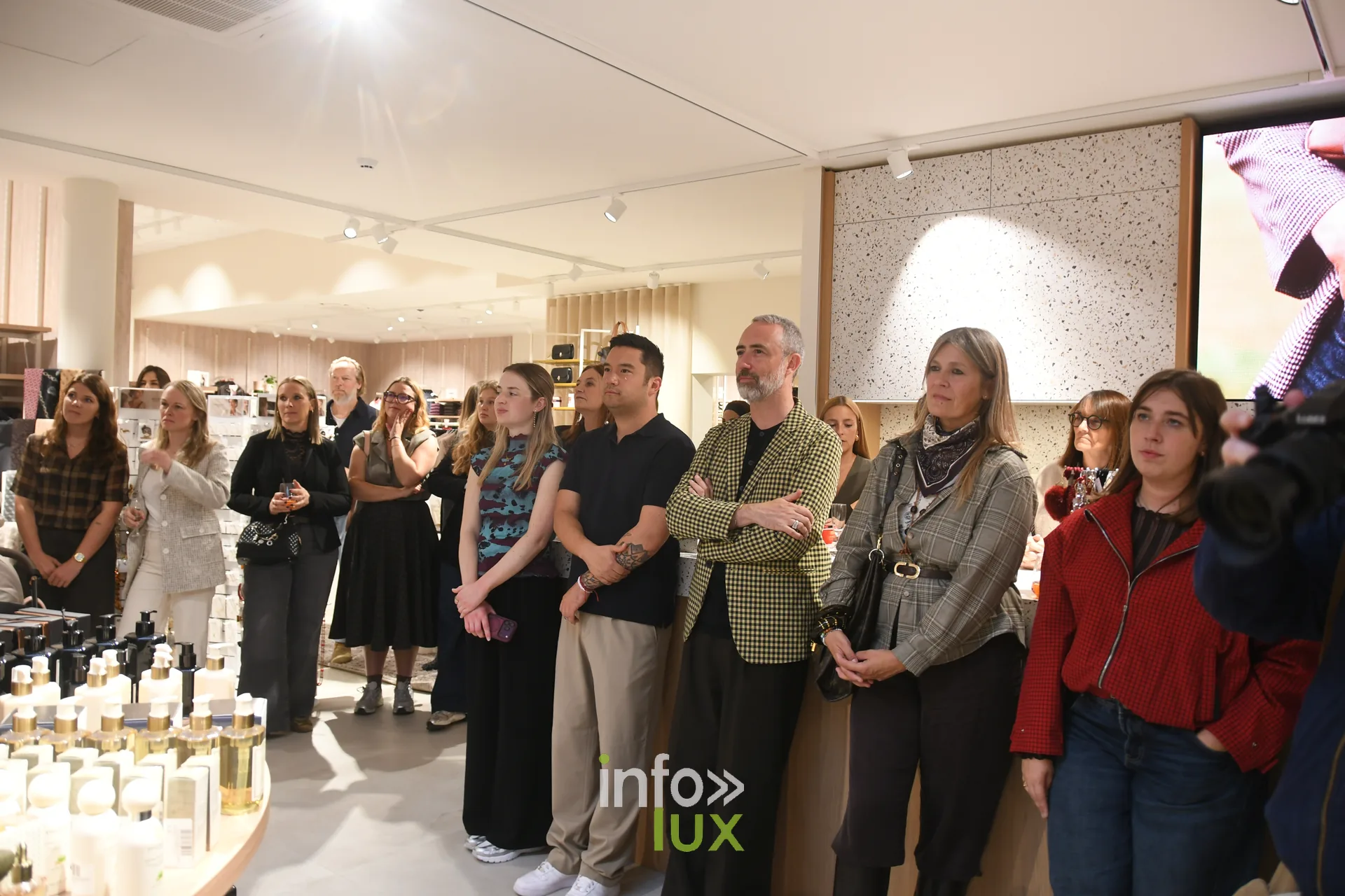Le public de la soirée d’inauguration du PointCarré de Recogne