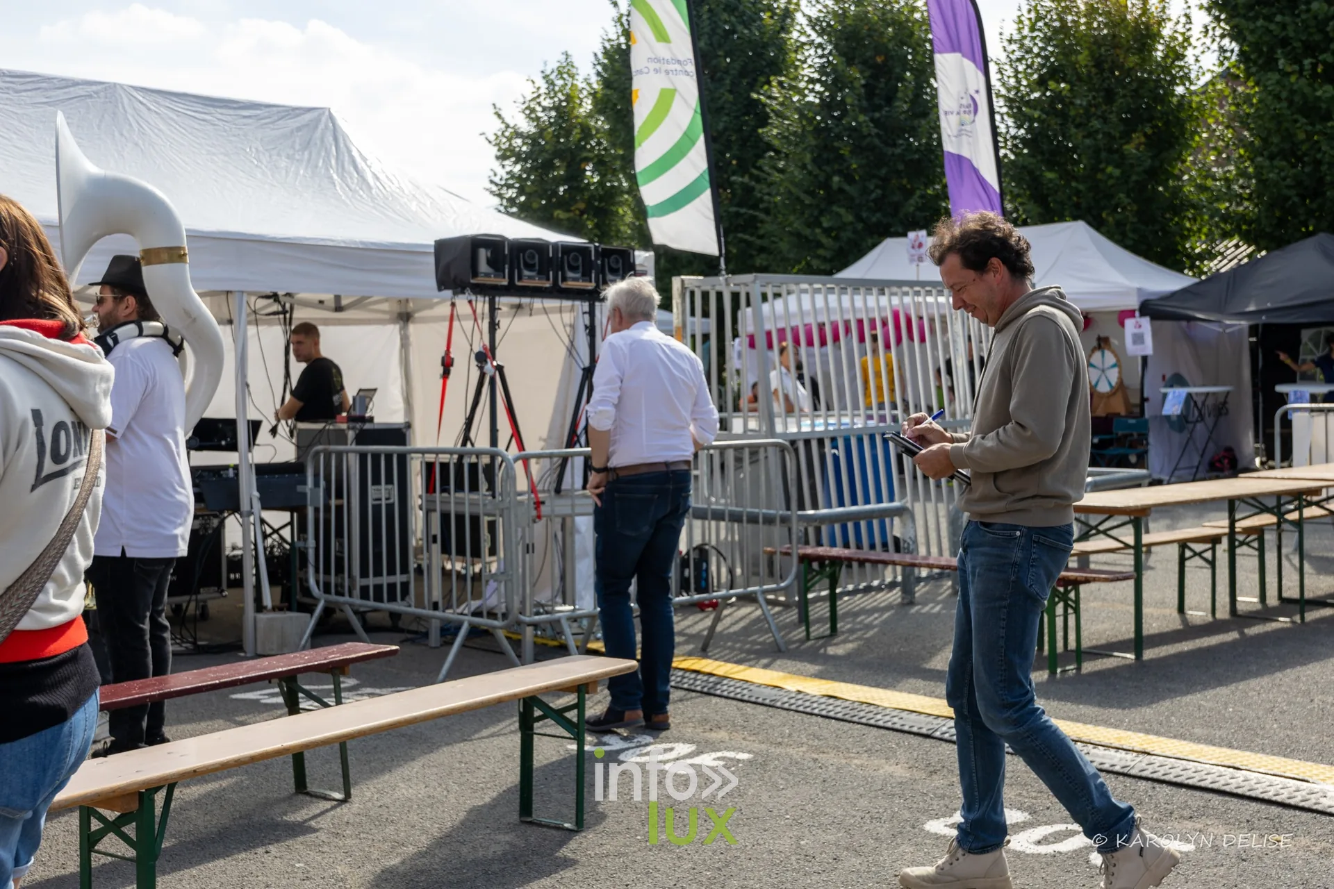 Préparatifs autour de la scène, Relais pour la Vie de Nivelles 2026