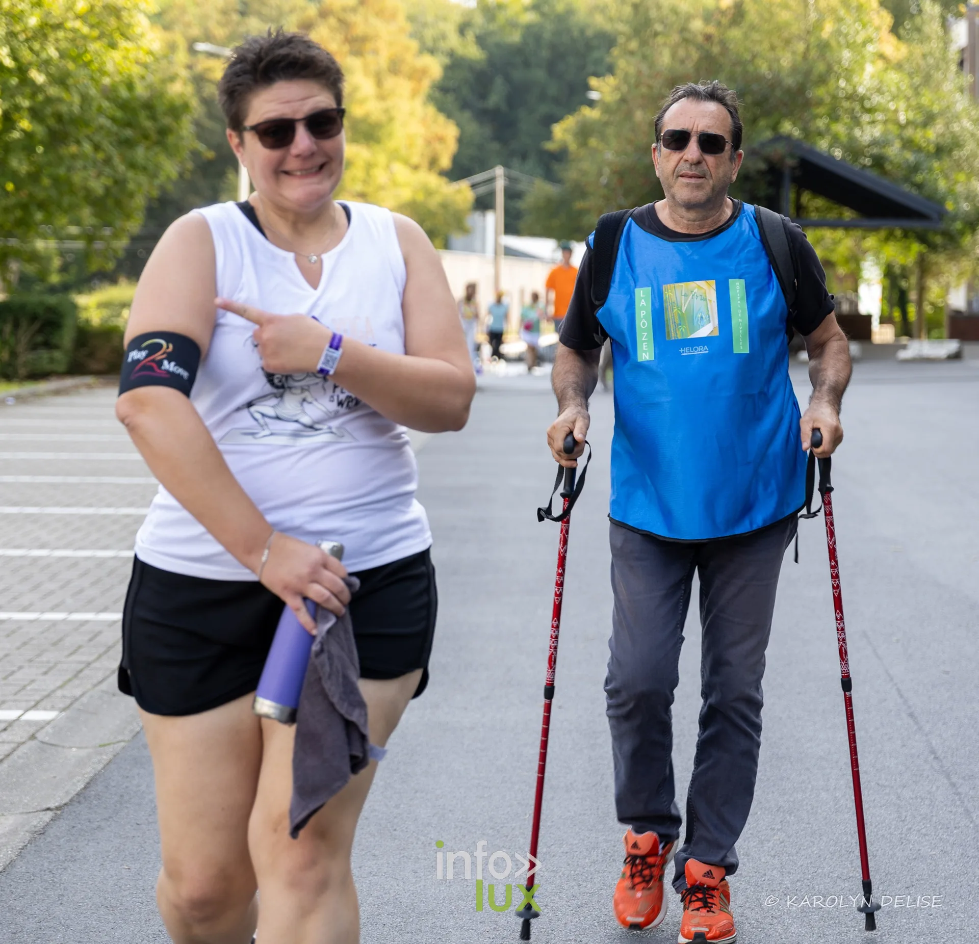 Marcheurs avec bâtons de marche nordique sur le circuit, Relais pour la Vie de Nivelles 2026