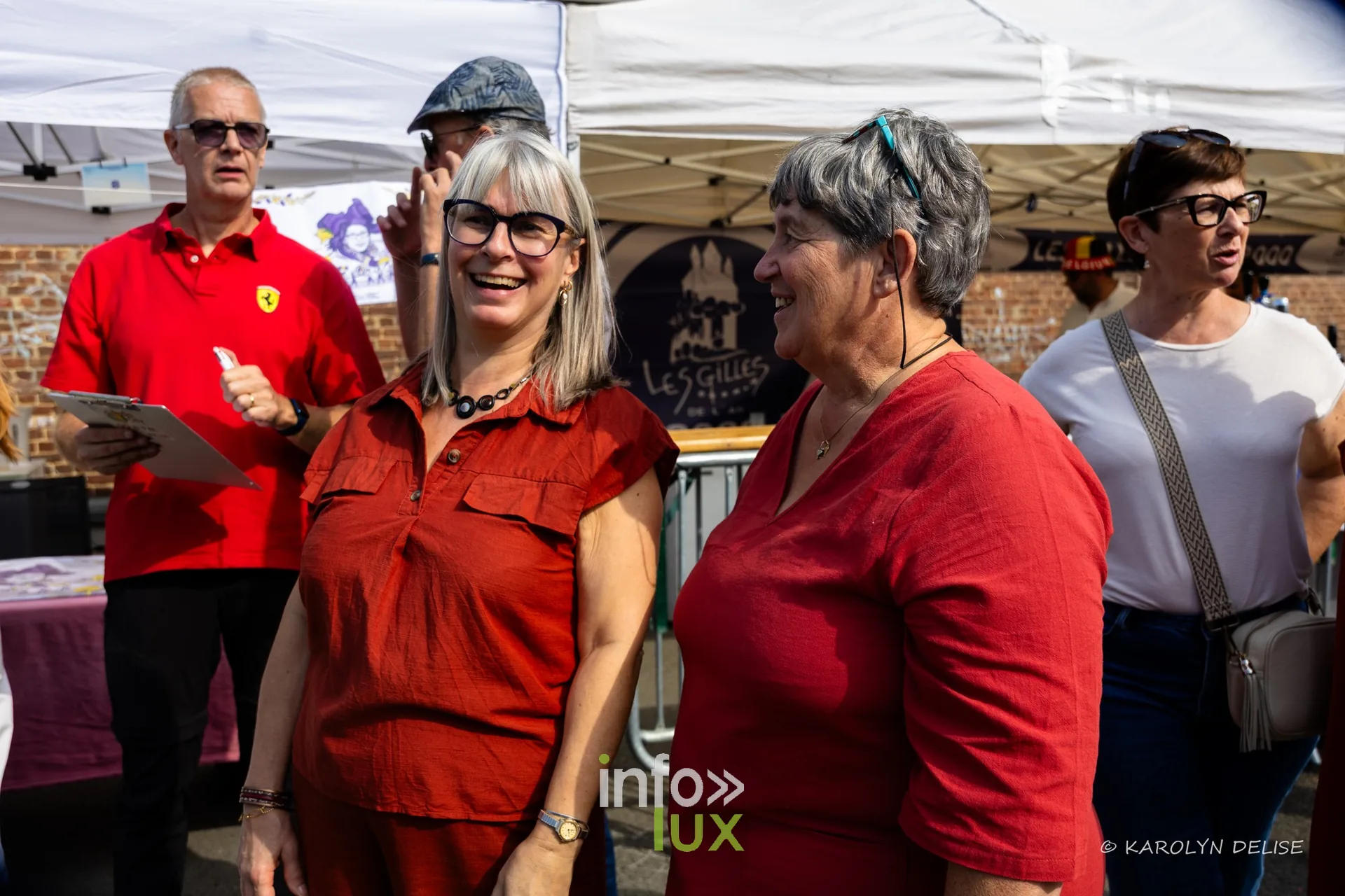 Chanteuses de la chorale et public, cérémonie de clôture, Relais pour la Vie de Nivelles 2026