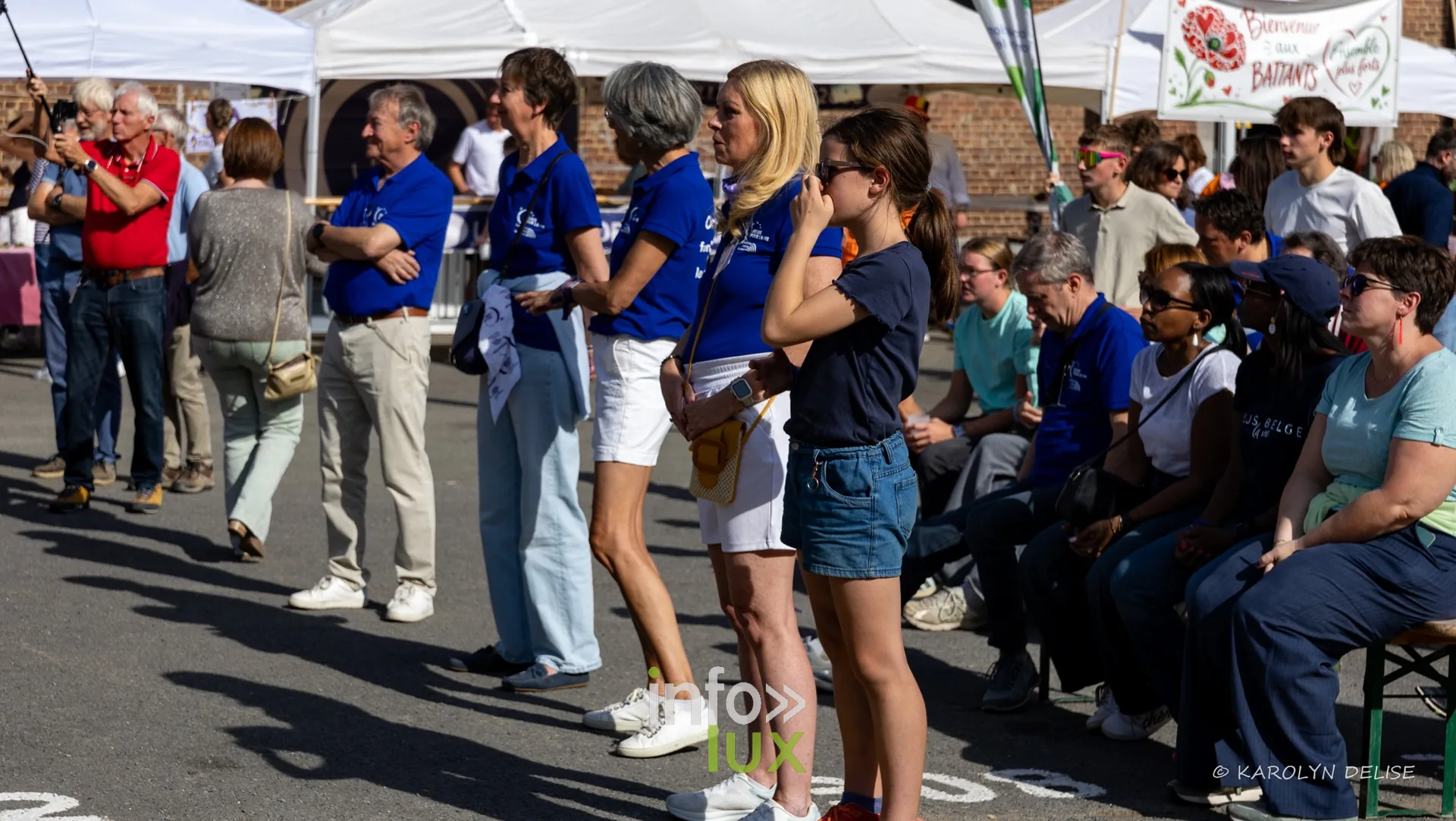 Public devant la scène, cérémonie de clôture, Relais pour la Vie de Nivelles 2026