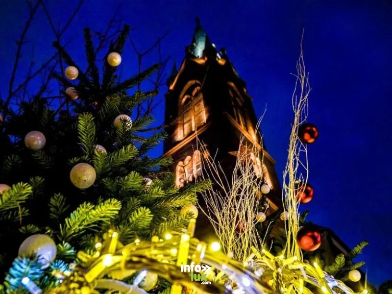 Spectacle son et lumière : l'horloge magique du Père Noël à Cernay