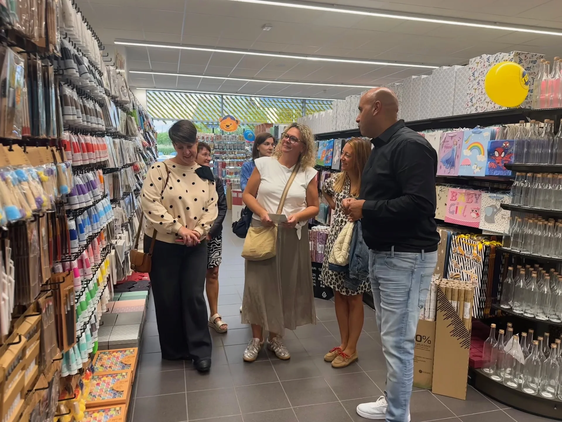 Visite des allées du magasin TEDi de Libramont-Chevigny