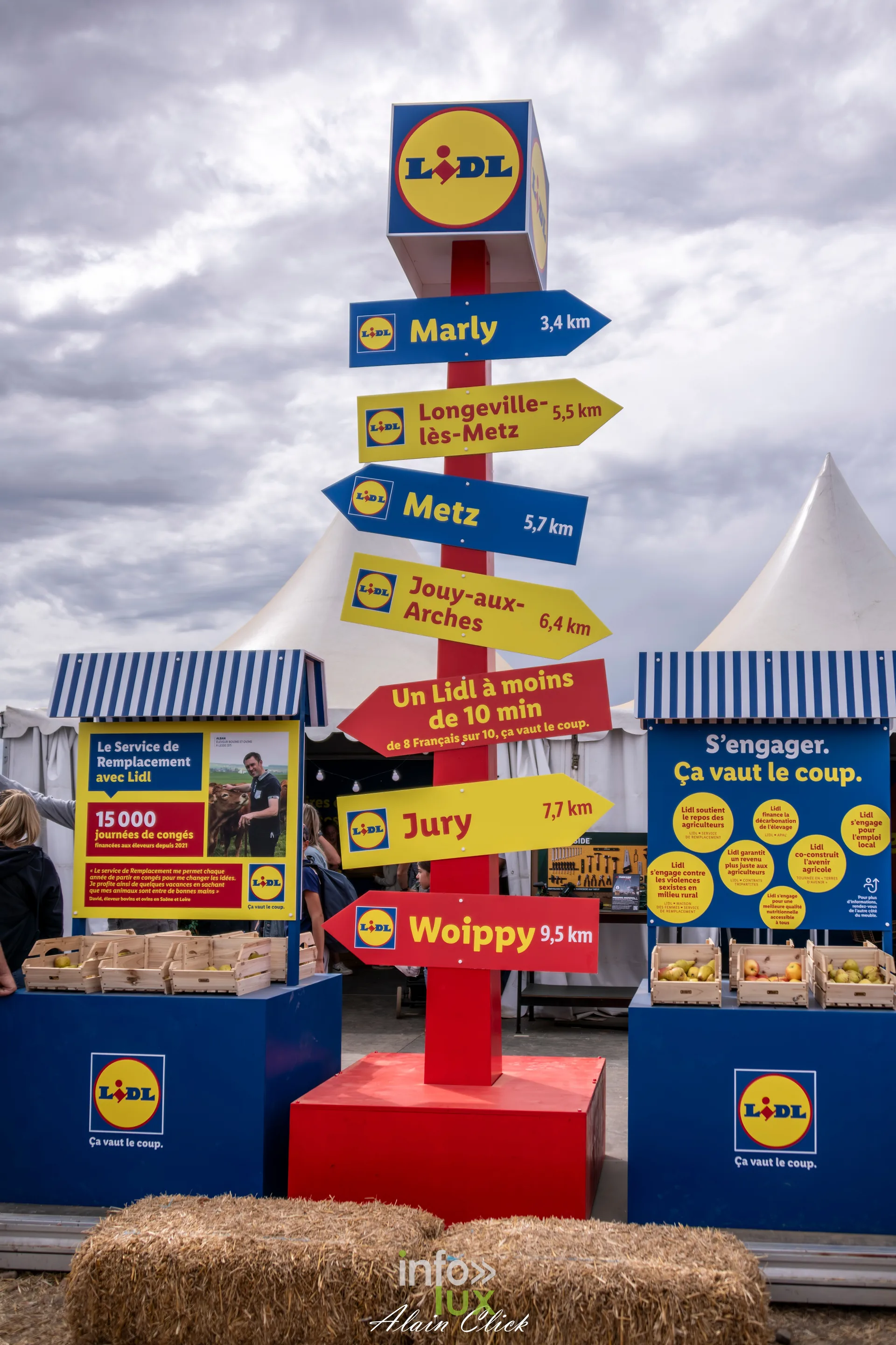 Panneau directionnel Lidl indiquant Marly Metz et Woippy sur le site des Terres de Jim