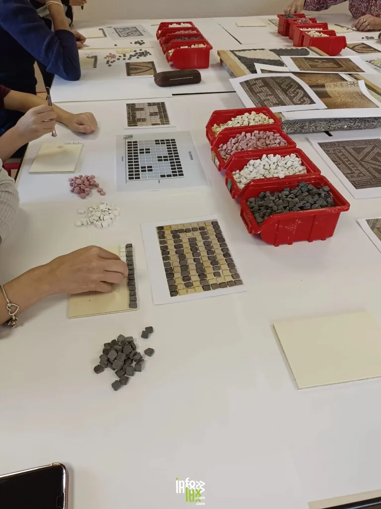 Grand > Jeune public & Famille > Une mosaïque en famille