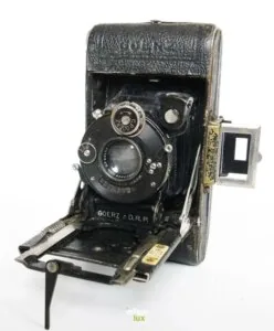 90 ans : Histoire de l’appareil photographique — Douai 90 ans : Histoire de l’appareil photographique — Douai
