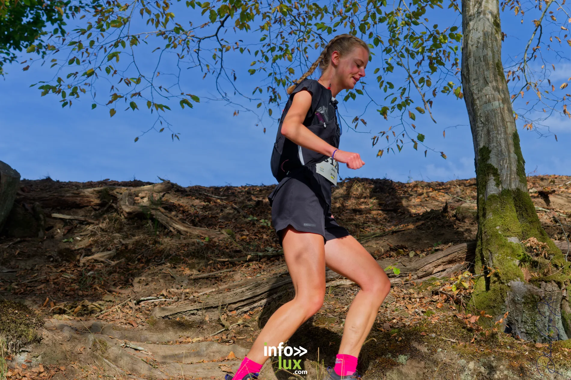 Trail de la Passerelle Himalayenne 2026 à Sainte-Cécile : coureurs sur les sentiers de la vallée de la Semois