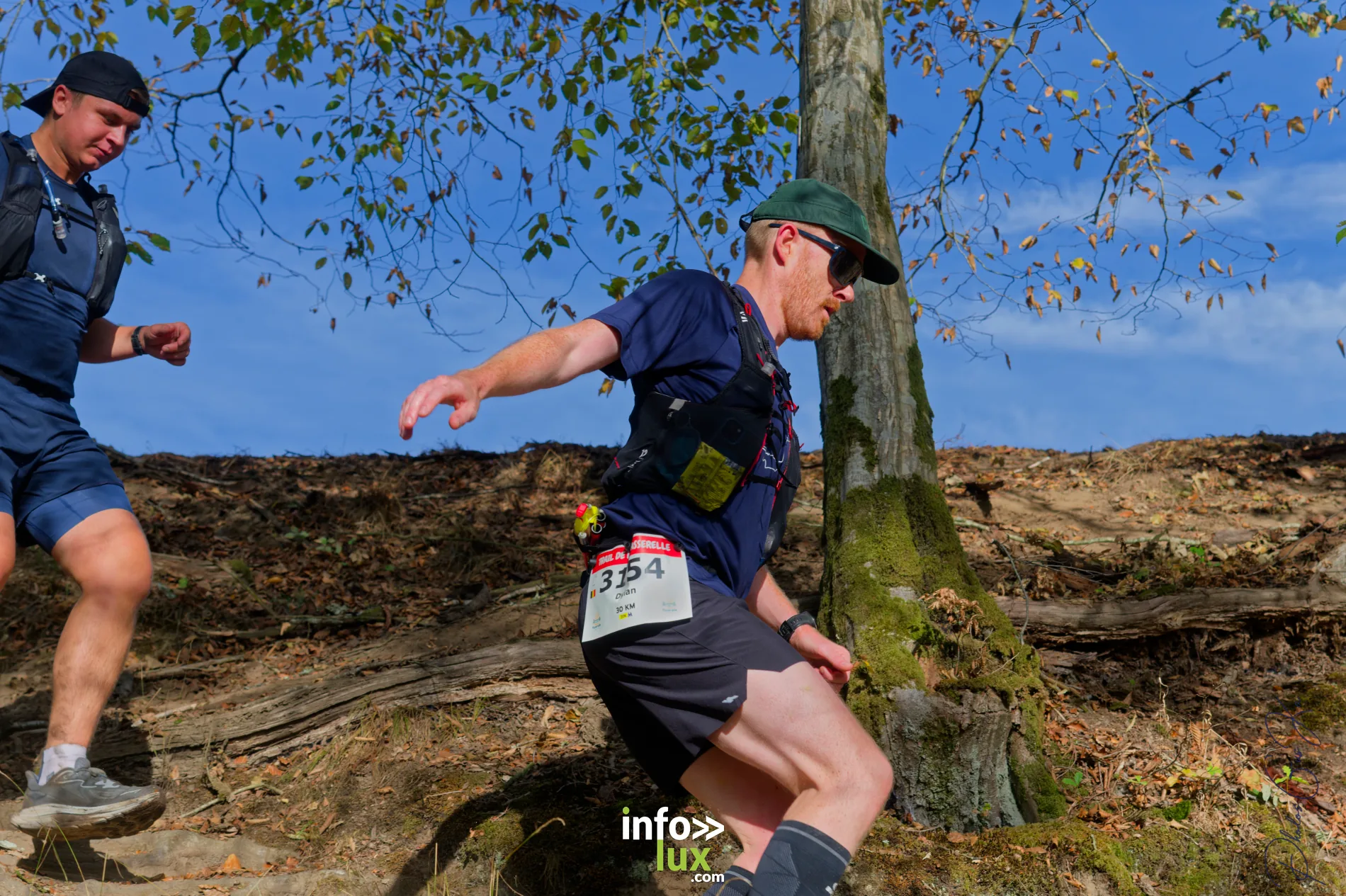 Trail de la Passerelle Himalayenne 2026 à Sainte-Cécile : coureurs sur les sentiers de la vallée de la Semois