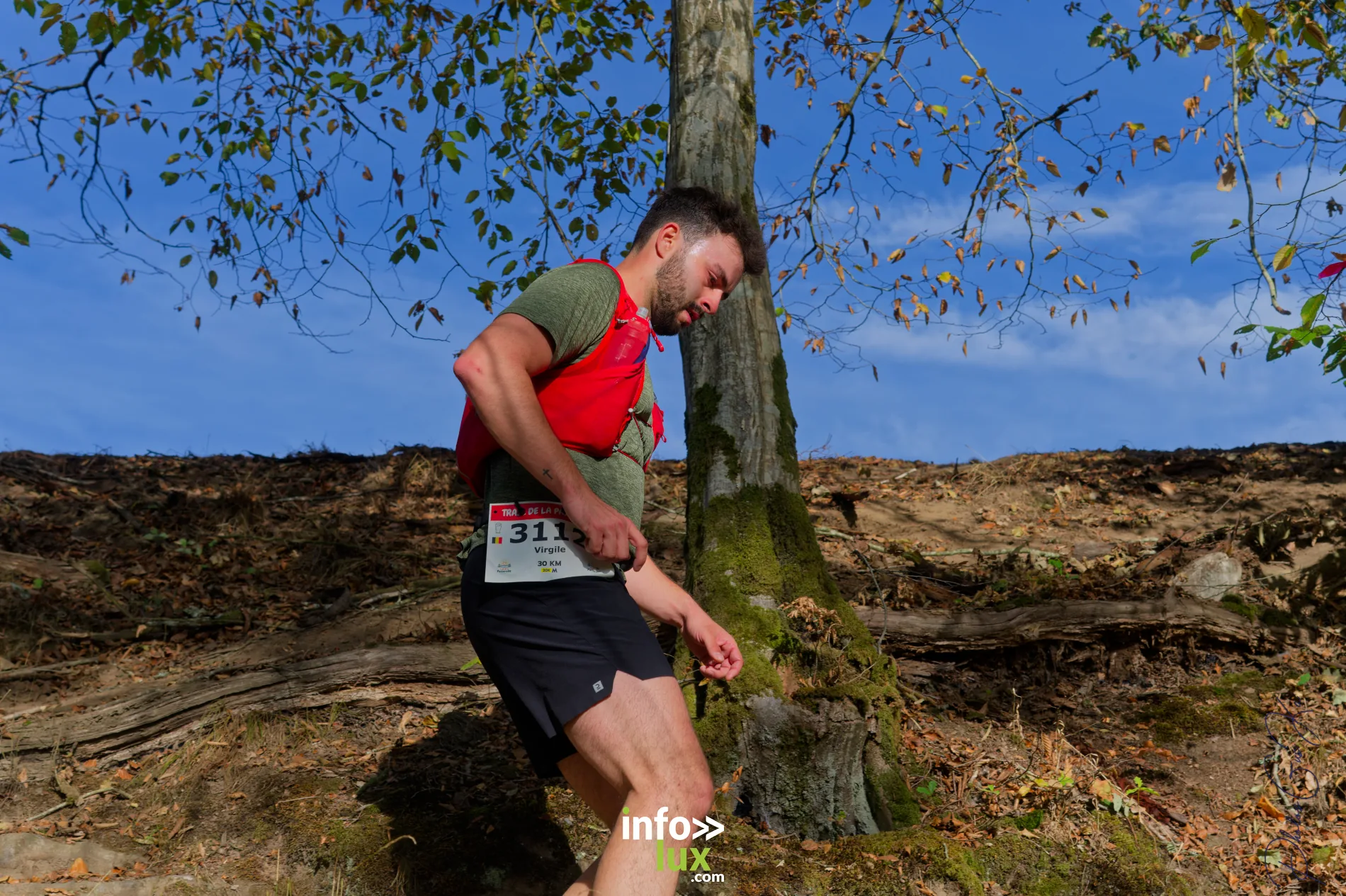 Trail de la Passerelle Himalayenne 2026 à Sainte-Cécile : coureurs sur les sentiers de la vallée de la Semois