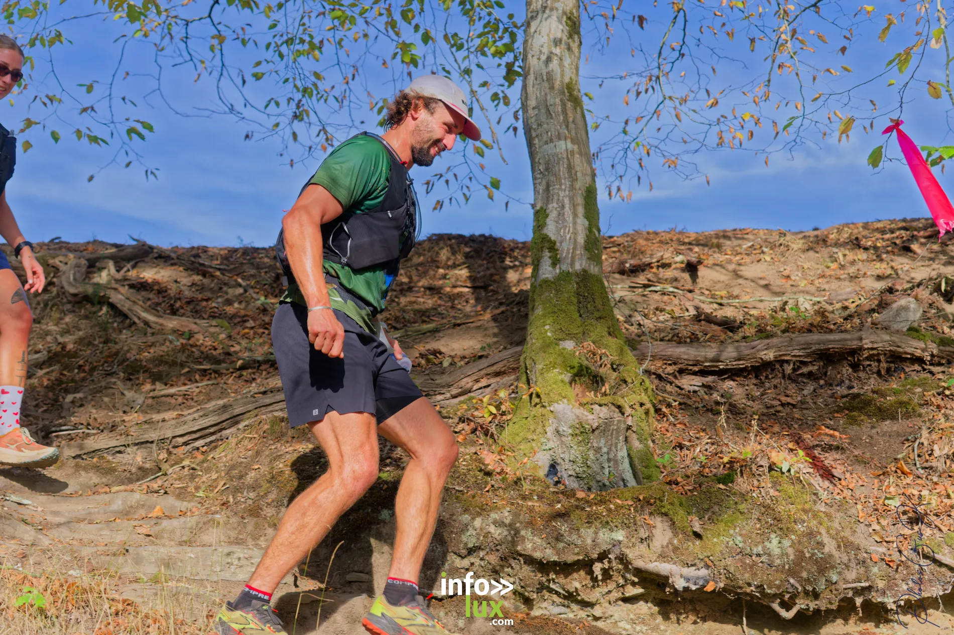 Trail de la Passerelle Himalayenne 2026 à Sainte-Cécile : coureurs sur les sentiers de la vallée de la Semois