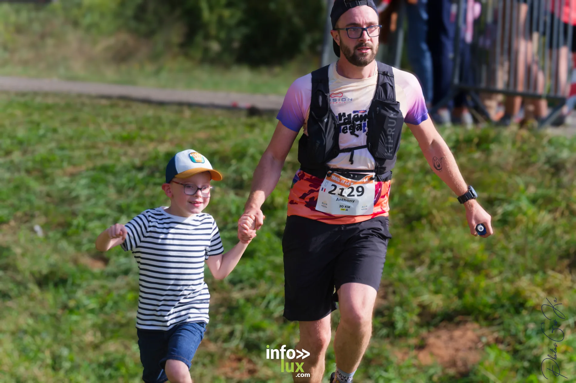 Trail de la Passerelle Himalayenne 2026 à Sainte-Cécile : coureurs sur les sentiers de la vallée de la Semois