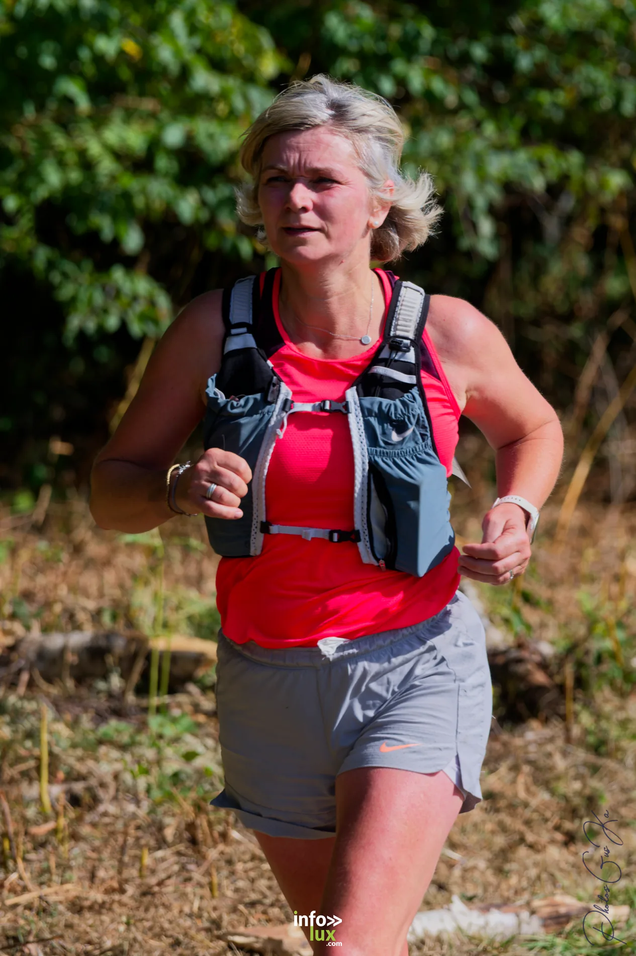 Trail de la Passerelle Himalayenne 2026 à Sainte-Cécile : coureurs sur les sentiers de la vallée de la Semois