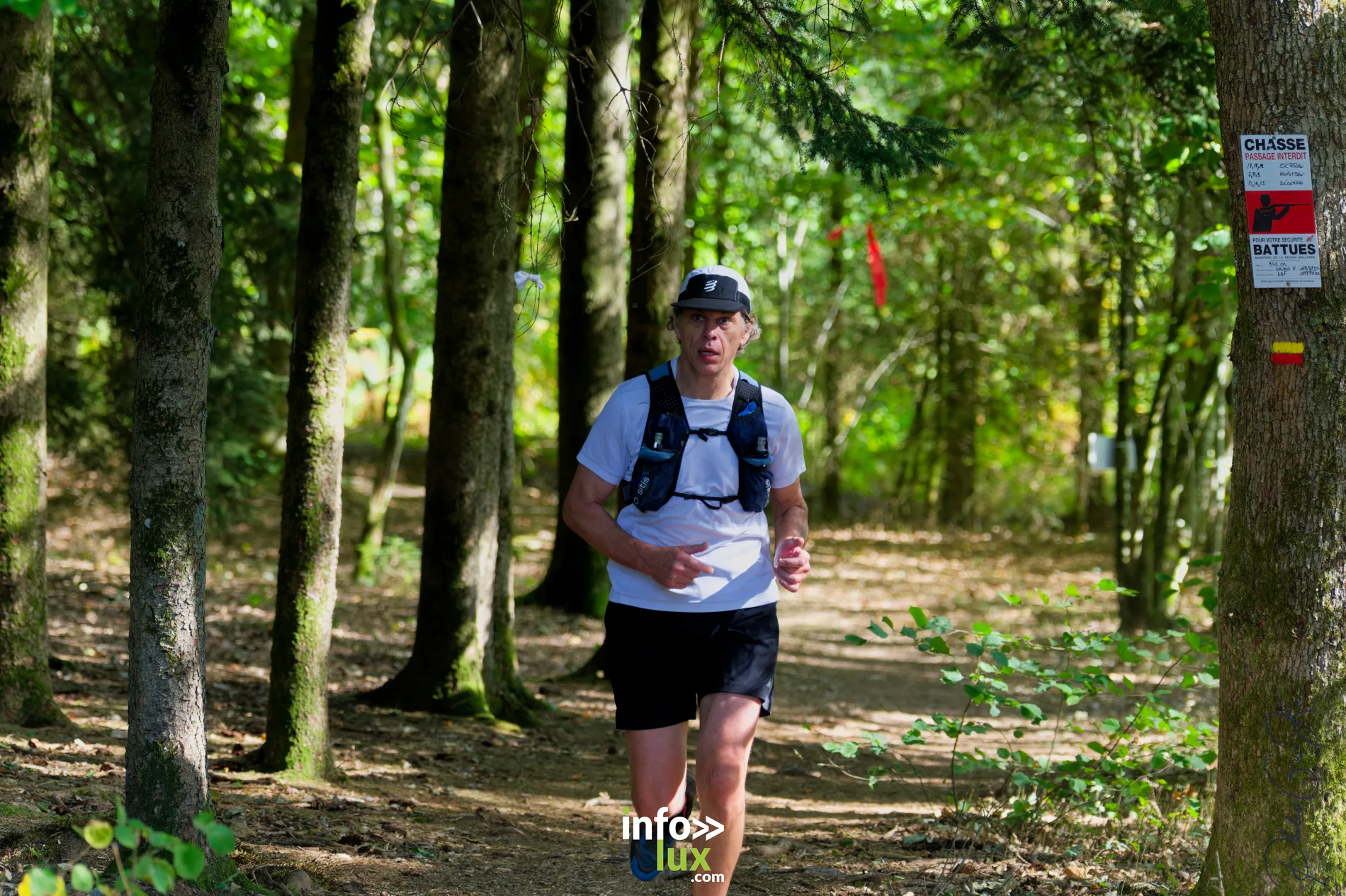 Trail de la Passerelle Himalayenne 2026 à Sainte-Cécile : coureurs sur les sentiers de la vallée de la Semois