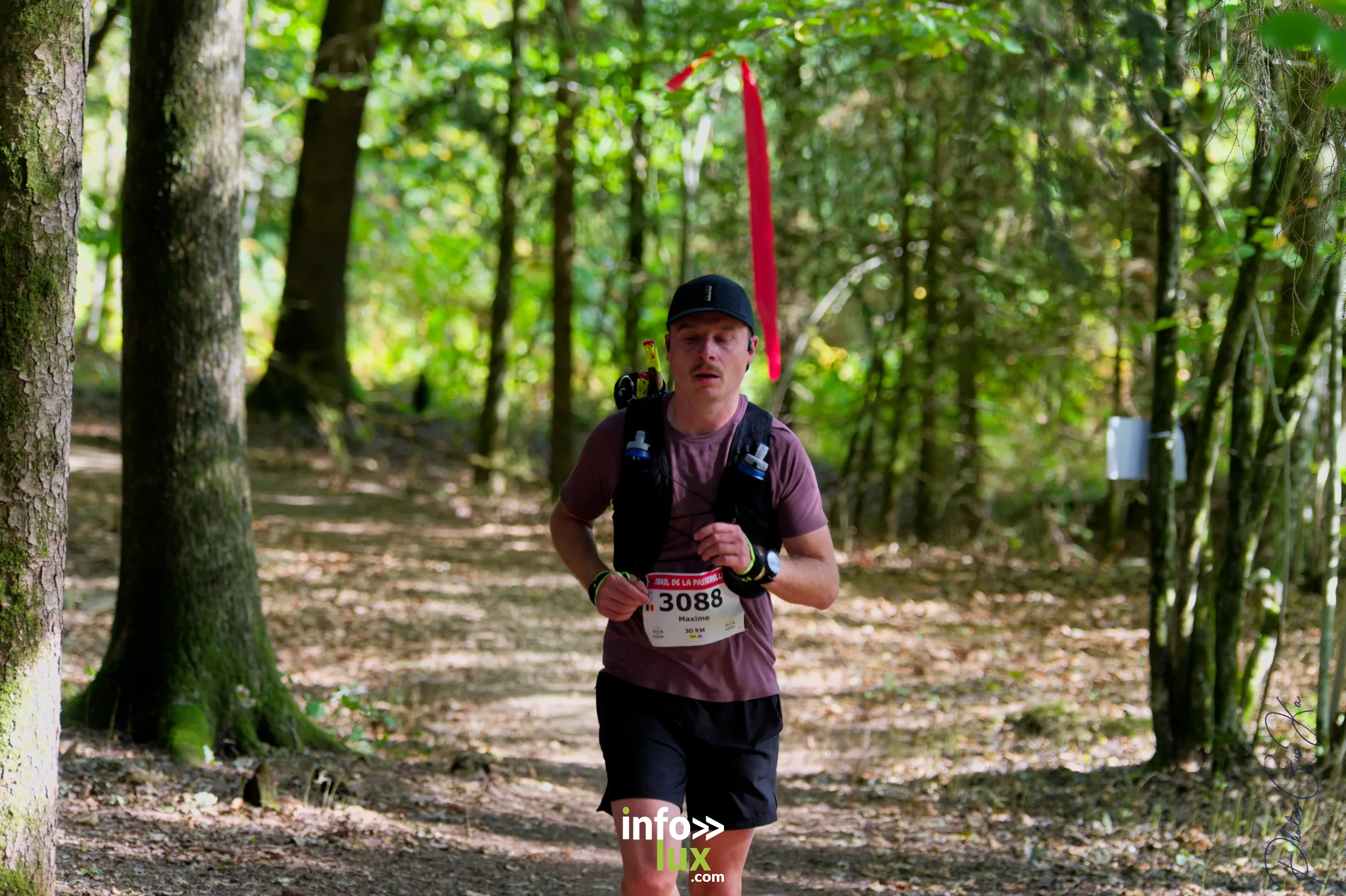 Trail de la Passerelle Himalayenne 2026 à Sainte-Cécile : coureurs sur les sentiers de la vallée de la Semois