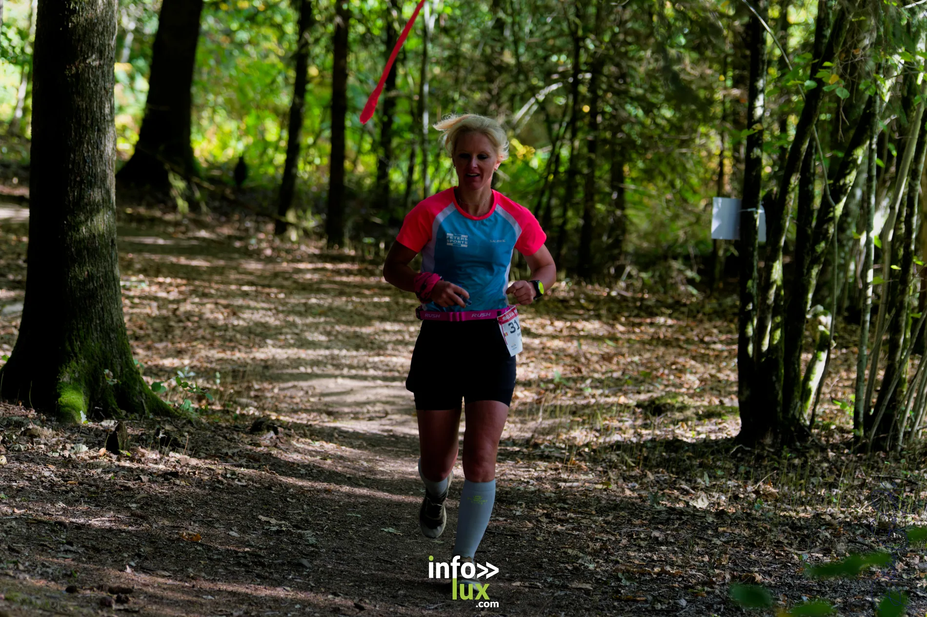 Trail de la Passerelle Himalayenne 2026 à Sainte-Cécile : coureurs sur les sentiers de la vallée de la Semois