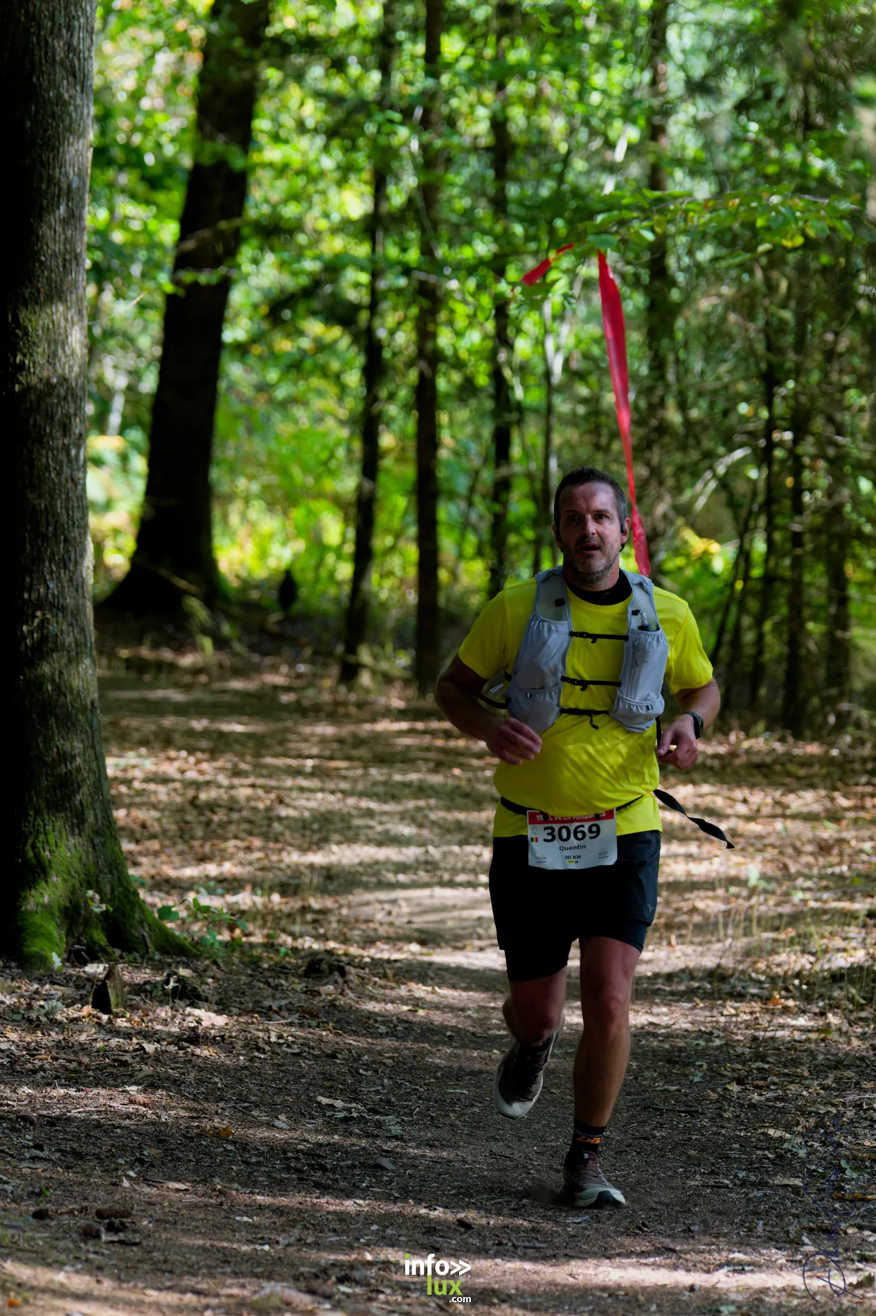 Trail de la Passerelle Himalayenne 2026 à Sainte-Cécile : coureurs sur les sentiers de la vallée de la Semois
